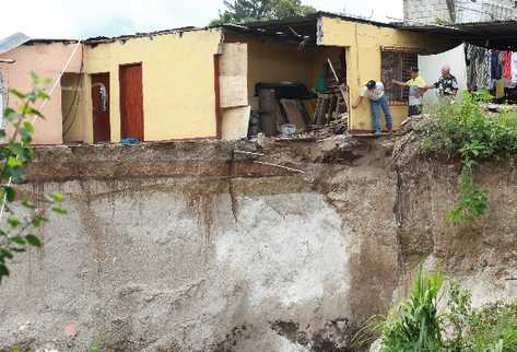 Hay 600 casas en alto riesgo en Villa Hermosa