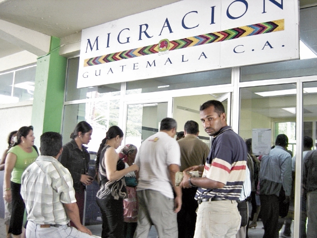 Se implementó un plan de asistencia dirigido a turistas a través del Inguat y la PNC. (Foto Prensa Libre: Hemeroteca PL)