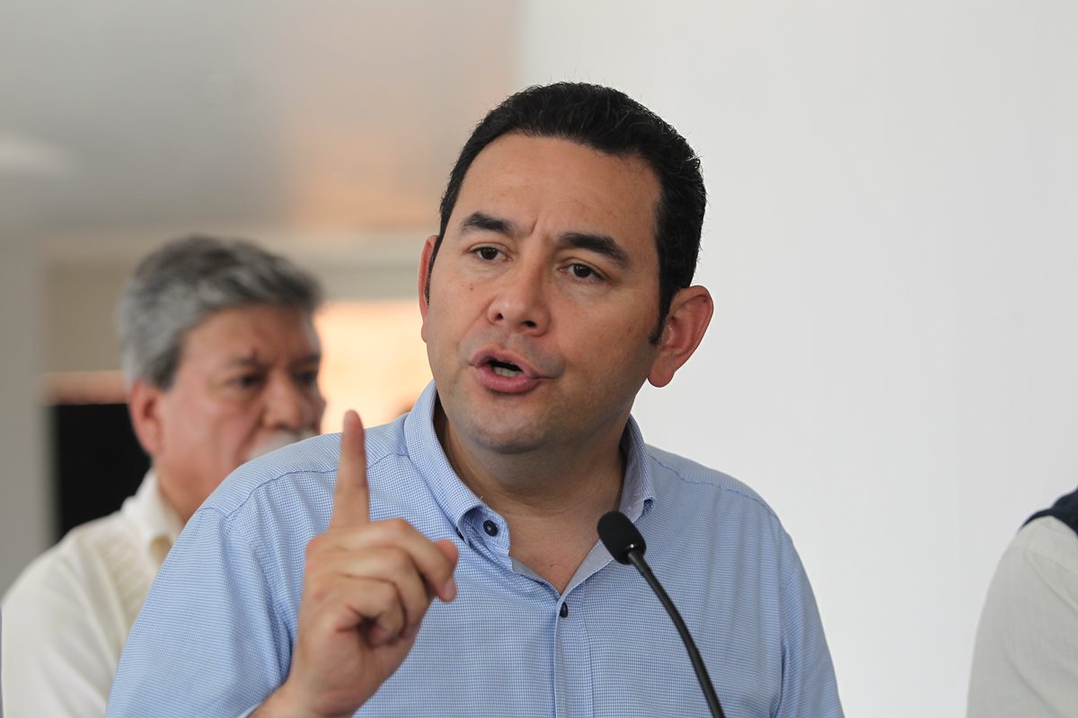 El presidente Jimmy Morales pide a la población denunciar actos de corrupción. (Foto Prensa Libre: Érick Ávila)