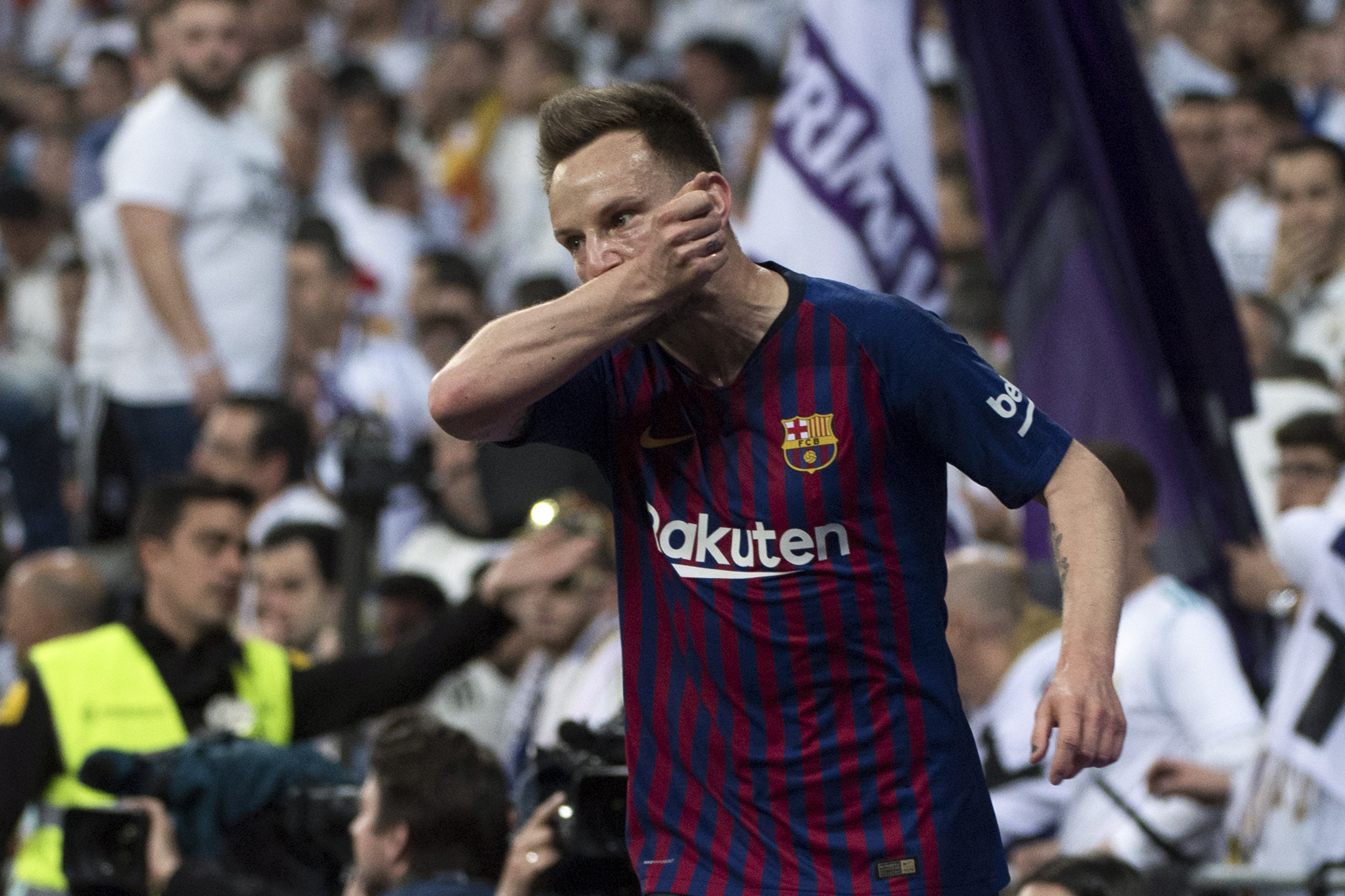 Con Gol De Iván Rakitic El Barcelona Vuelve A Vencer Al Real Madrid Y