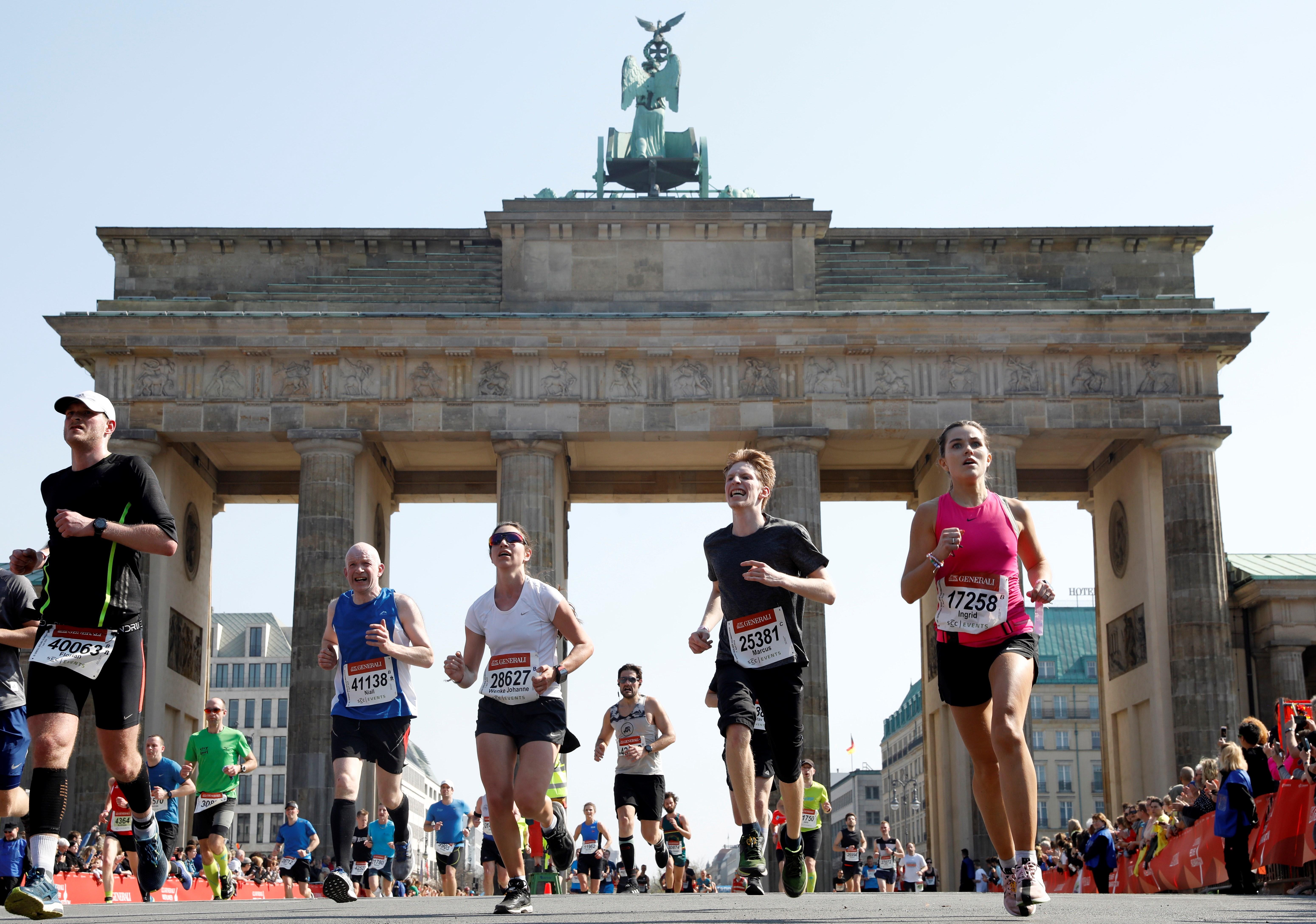 El maratón de Berlín prevé la participación de 35 mil atletas en