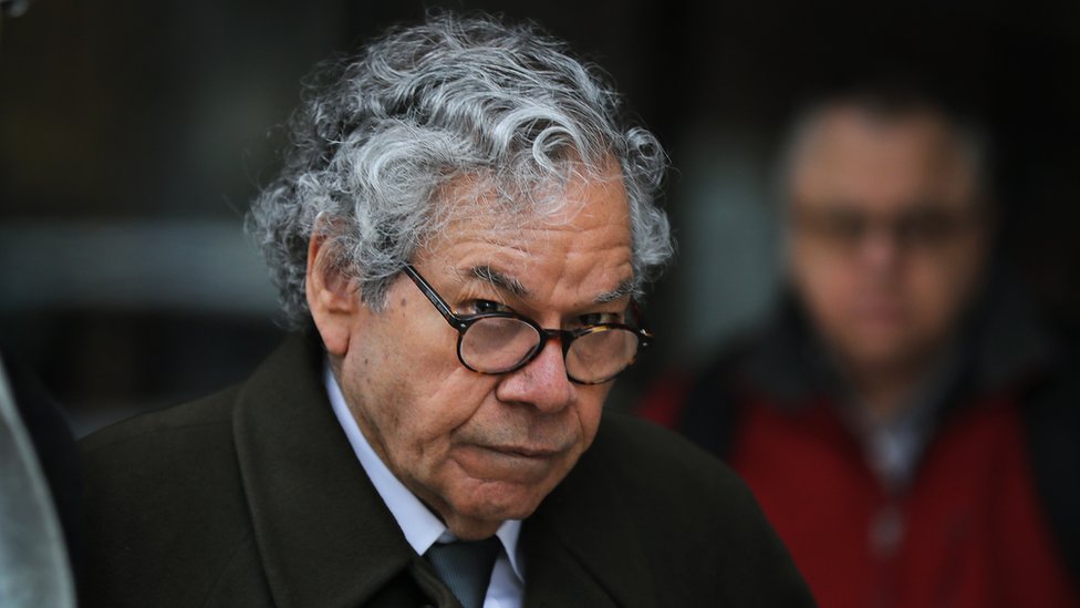 El magnate farmacéutico John Kapoor fue declarado culpable de conspirar para sobornar a médicos y aumentar las ventas de su aerosol de fentanilo, Subsys. Foto:Getty Images