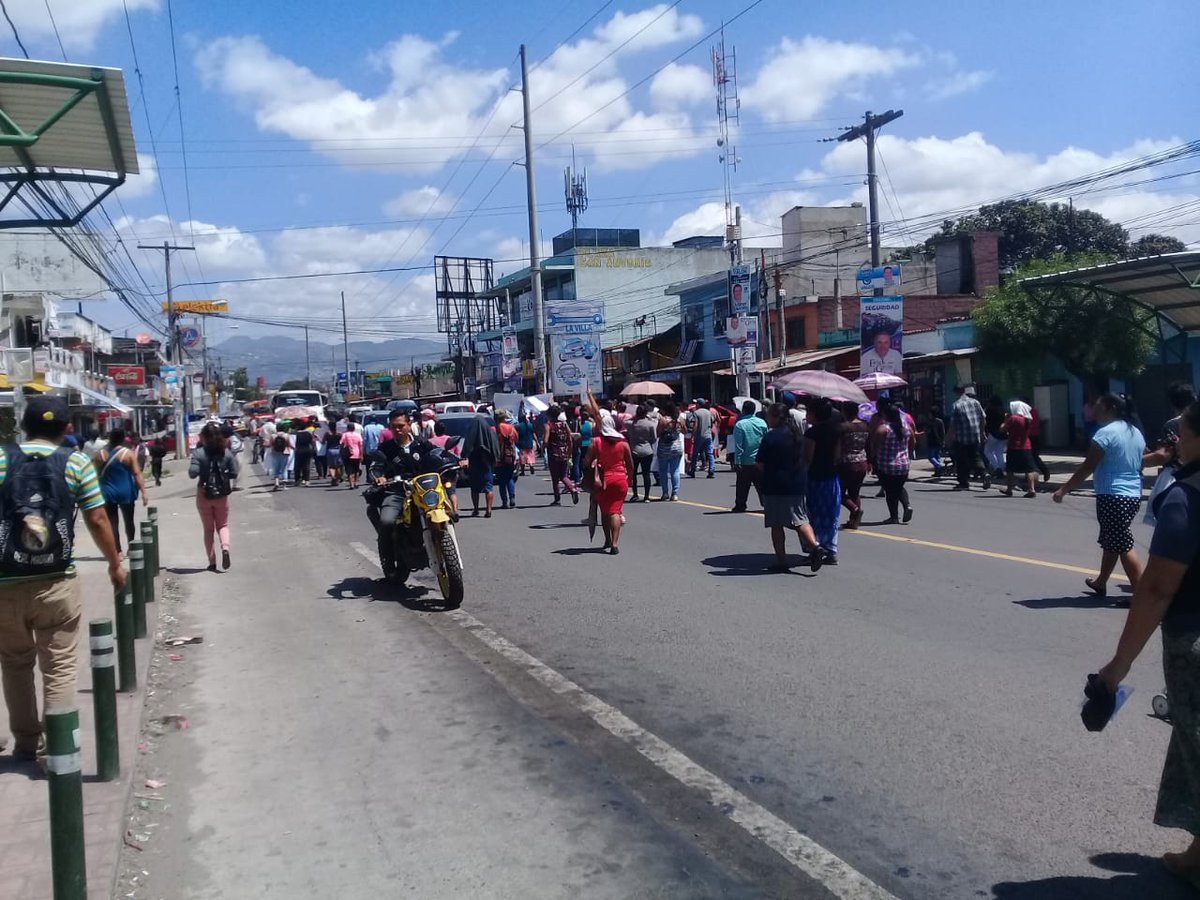 Policia Municipal de Transito San Miguel Petapa, Guatemala (+502 6631 6713)