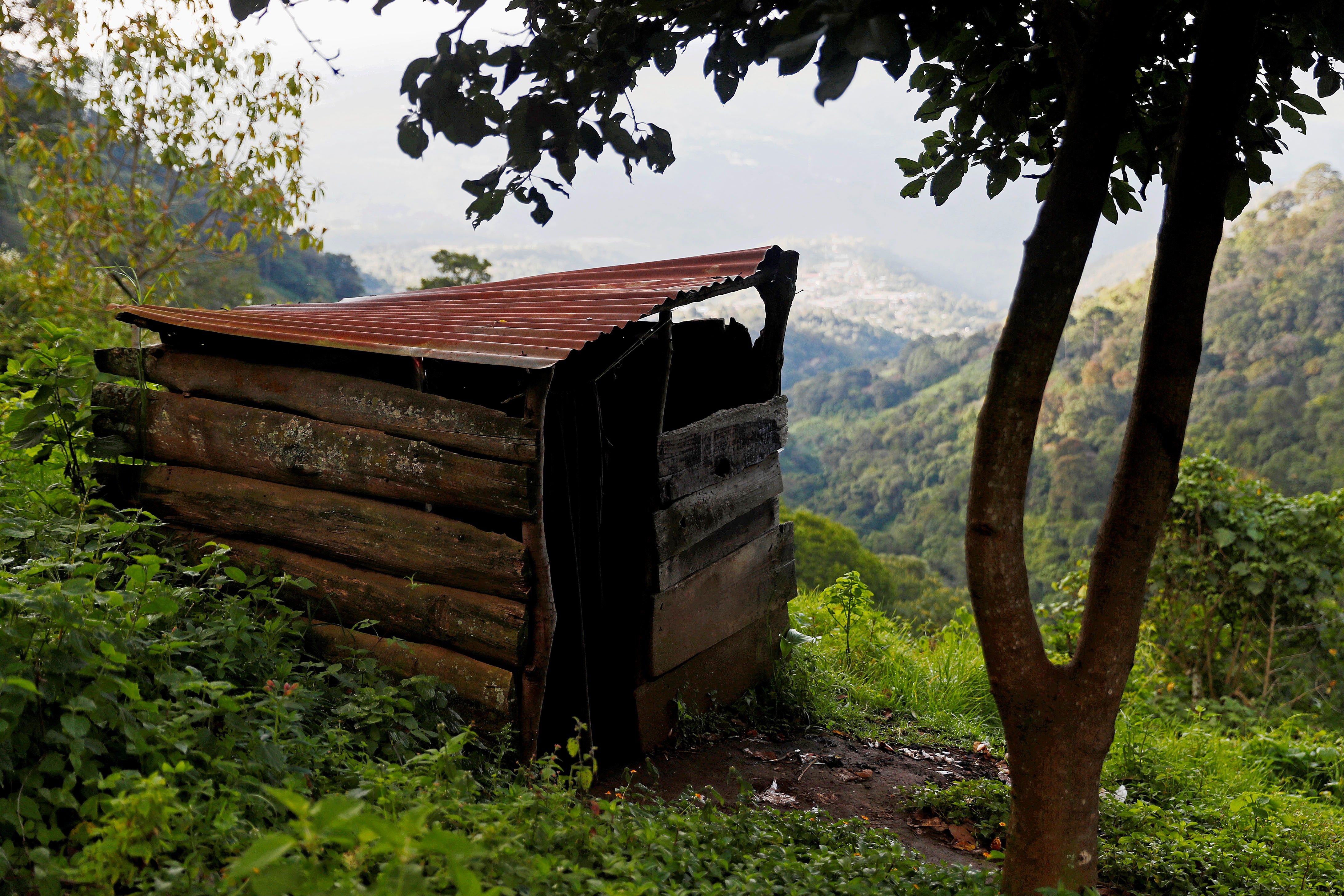 Guatemala y su casa de la pobreza: sin agua ni baño