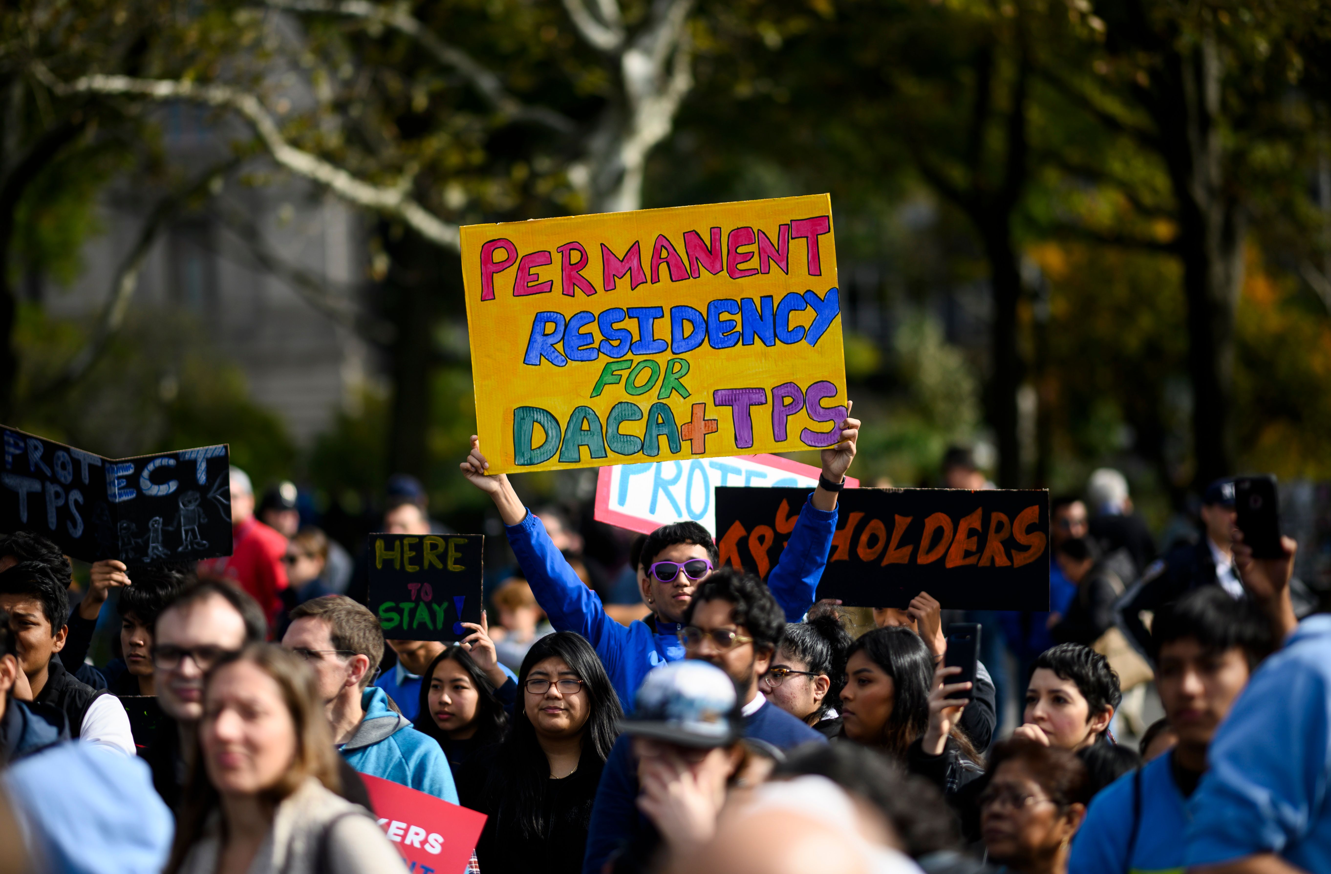 Los manifestantes marcharán bajo el lema "Home is Here" (El hogar está aquí). (Foto Prensa Libre: AFP)