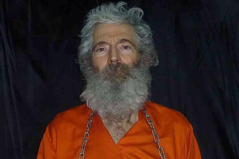 Esta es la última foto pública de Robert Levinson en 2011. (Foto Prensa Libre AFP) 