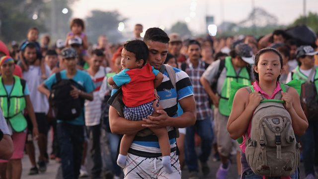 Hondure os se preparan para salir en caravana migratoria