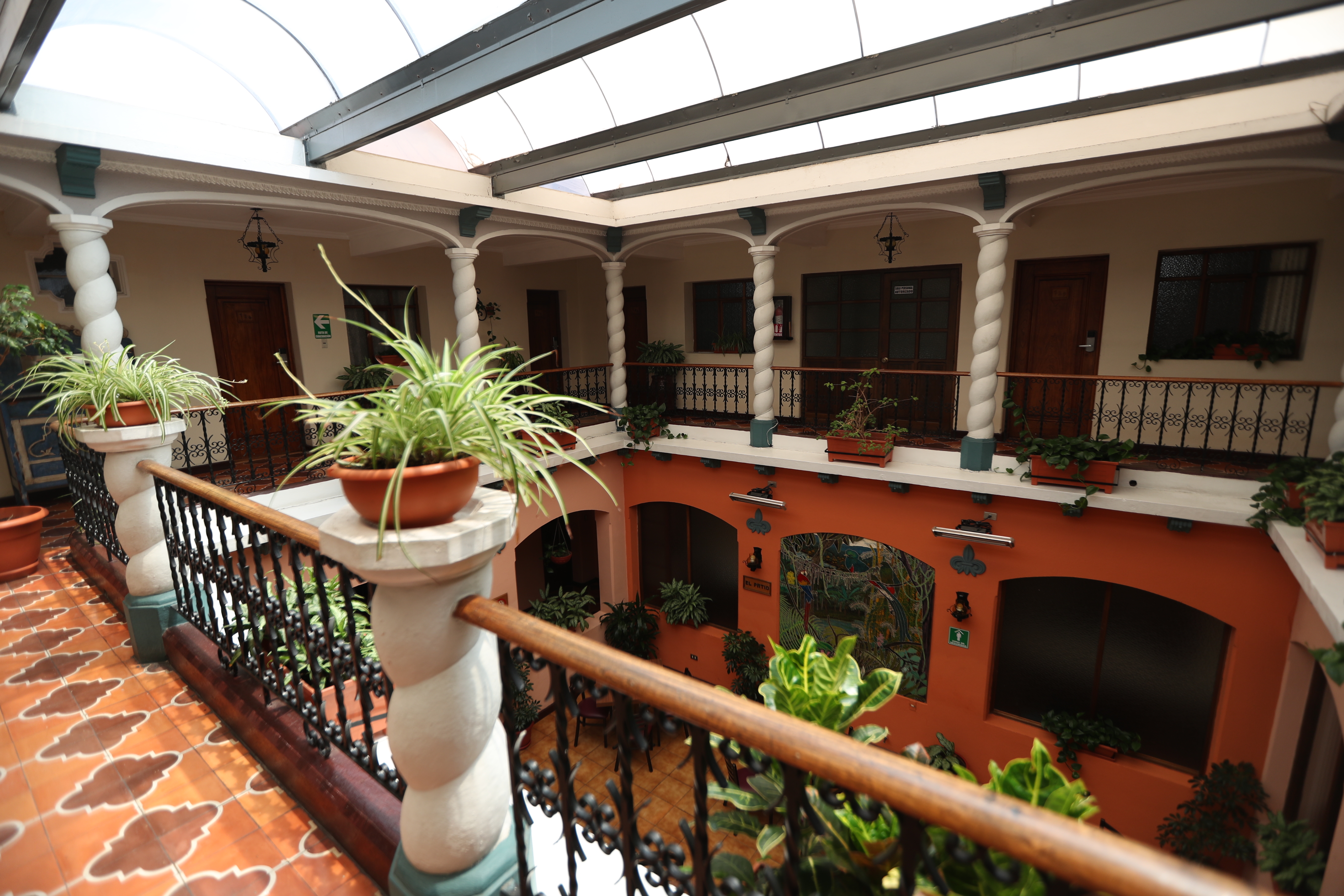 https://www.prensalibre.com/wp-content/uploads/2020/05/HOTELES-DEL-CENTRO-HISTORICO-.jpg