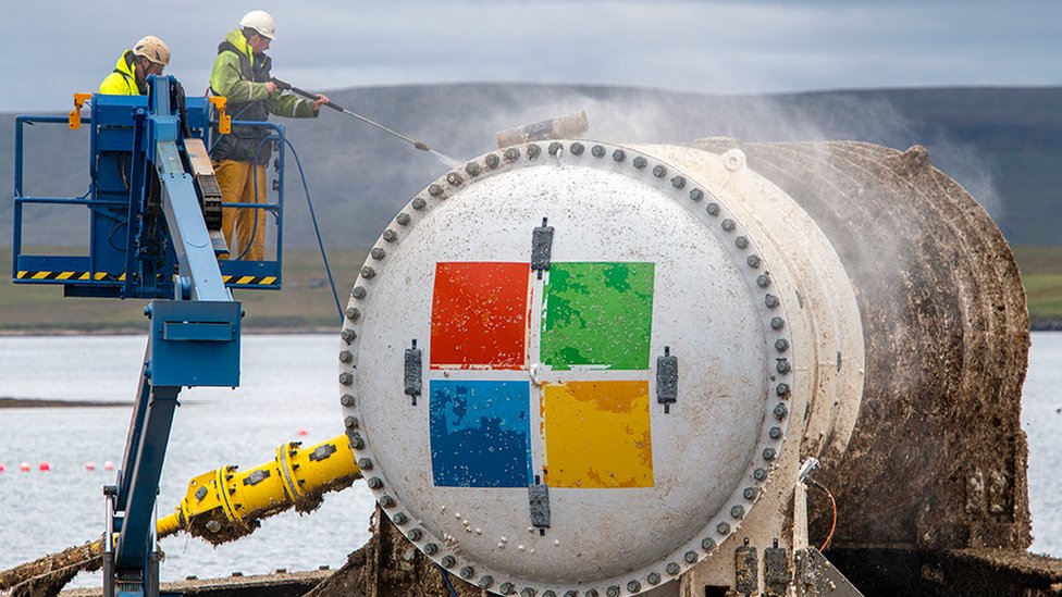 Después de dos años en el fondo del mar, reaparece el experimento de Microsoft. (Foto Prensa Libre: Microsoft)