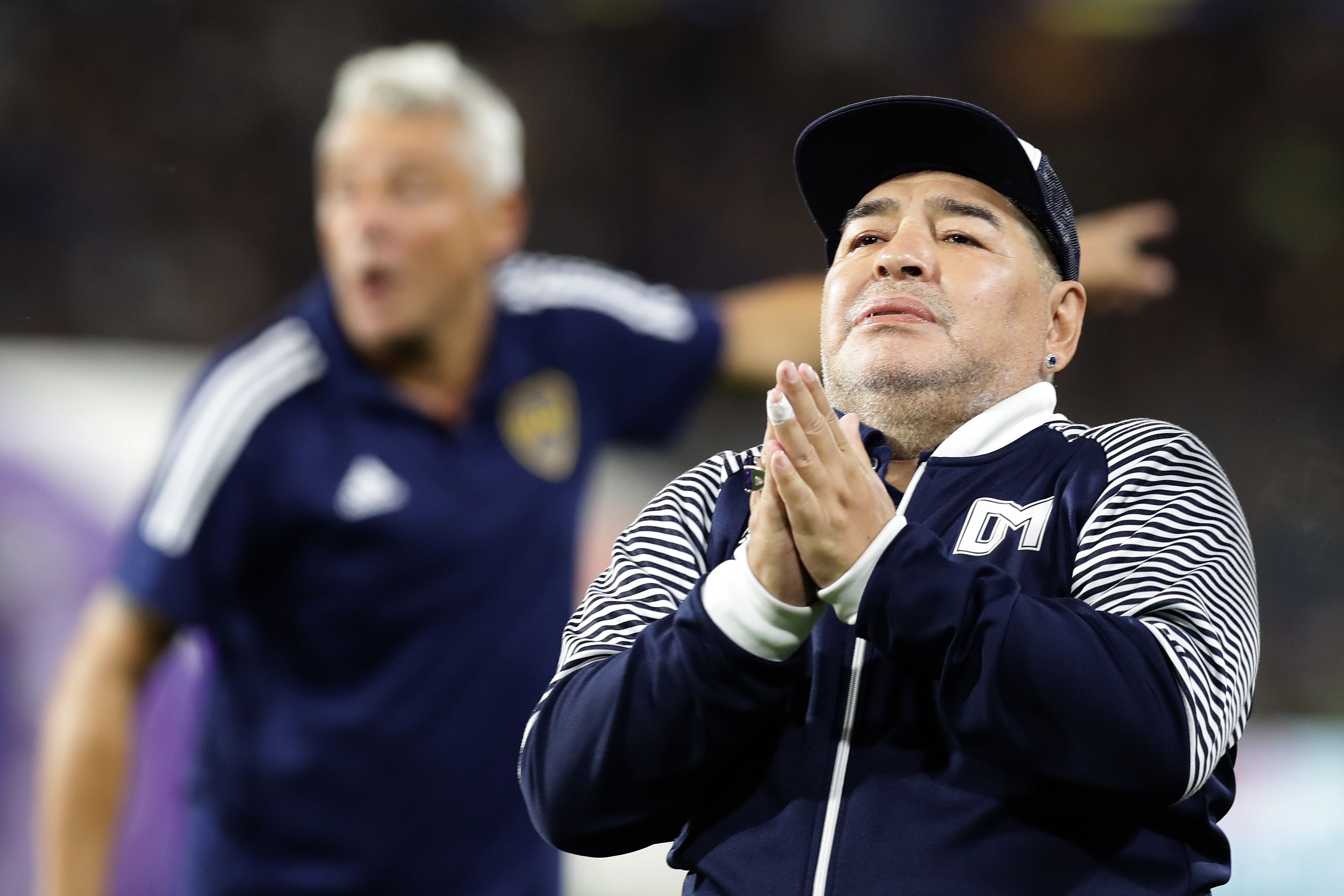 Diego Armando Maradona cumplió 60 años recientemente en medio de felicitaciones de deportistas y celebridades.  (Foto Prensa Libre: AFP)