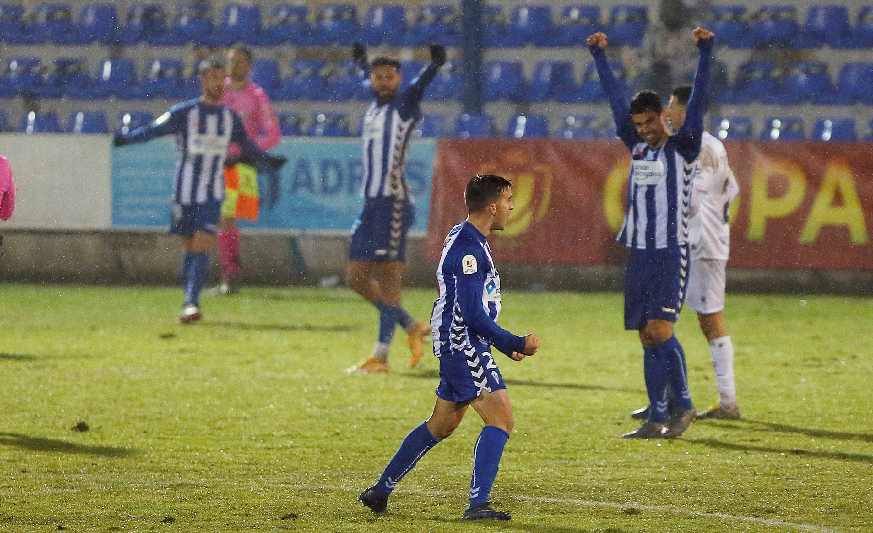 Copa Del Rey: El Alcoyano Recupera La Leyenda De Su Moral Para Recibir ...