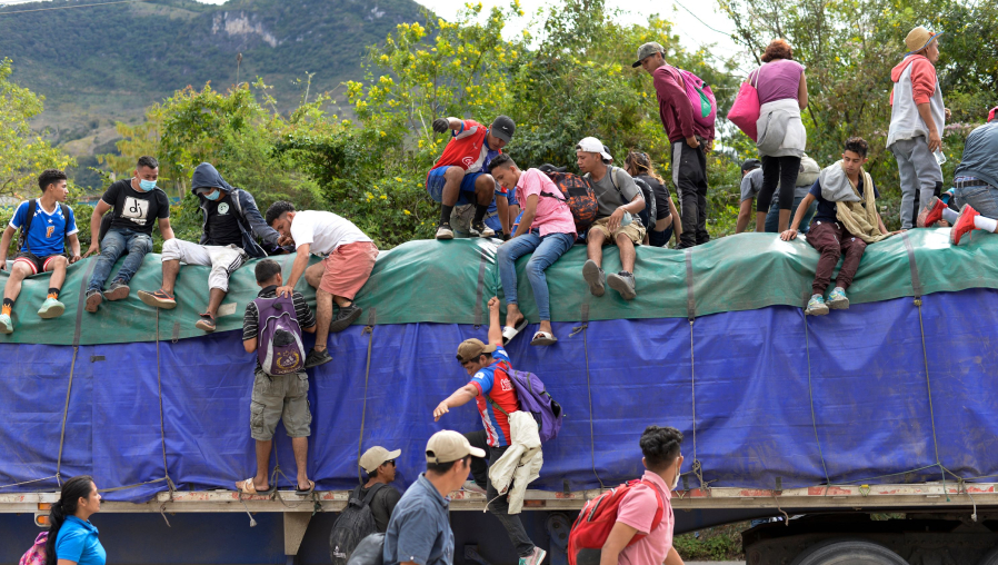 Caravana migrante m s de 6 mil hondure os ingresaron a Guatemala