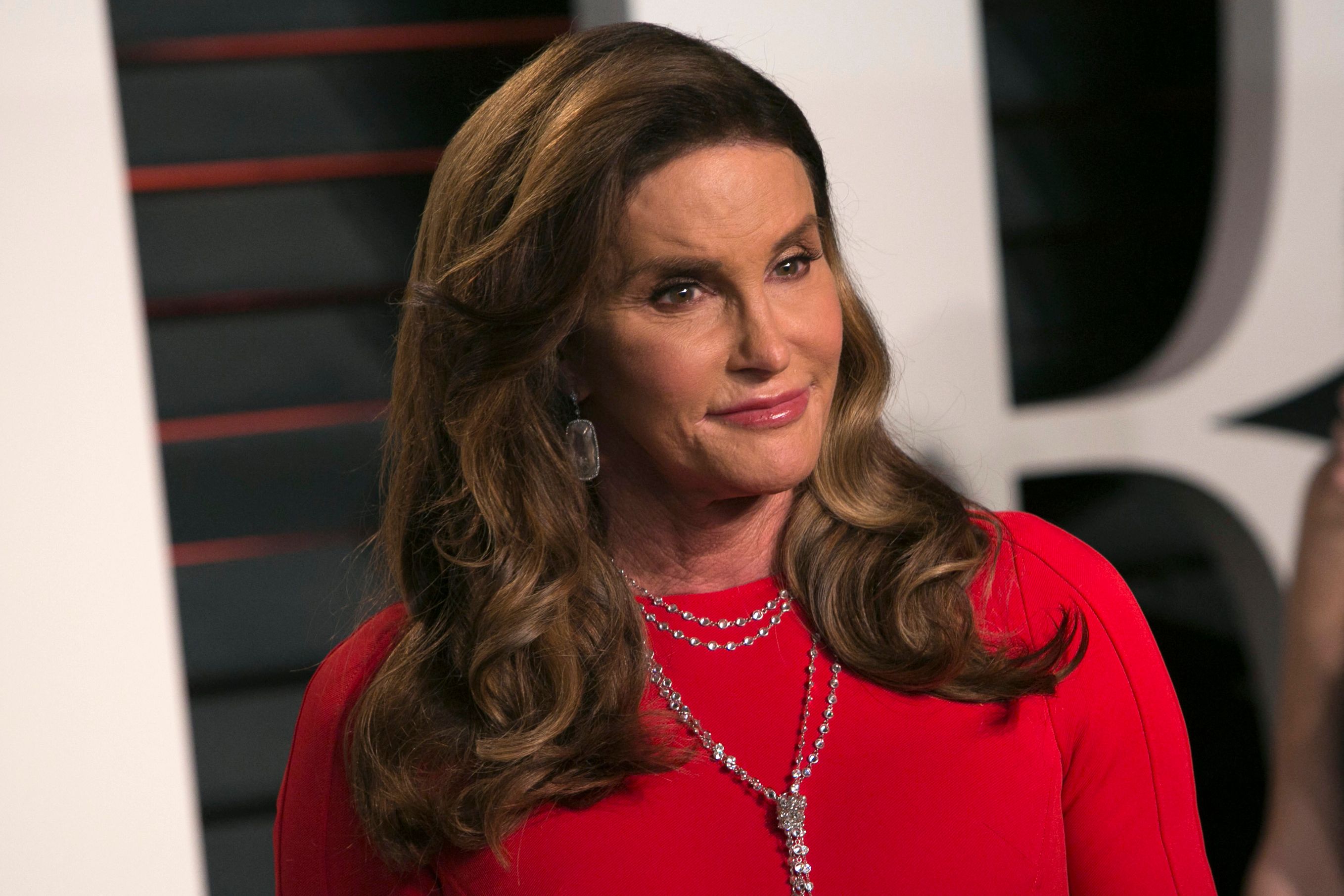 Caitlyn Jenner, del clan Kardashian, anuncia que se ...