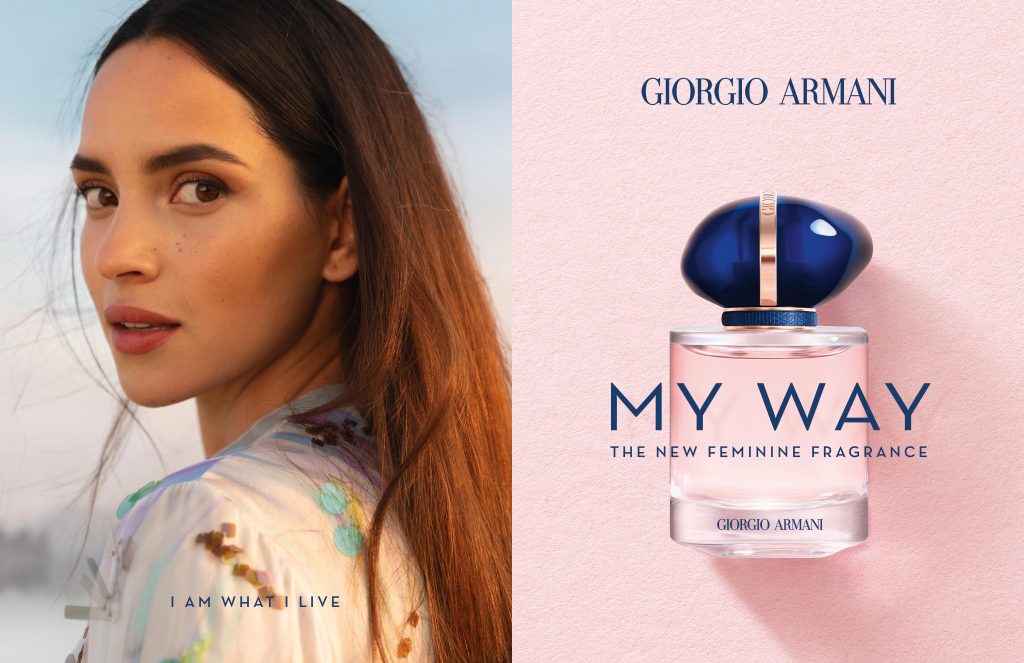 Adria Arjona es la imagen de MY WAY, el nuevo perfume femenino de