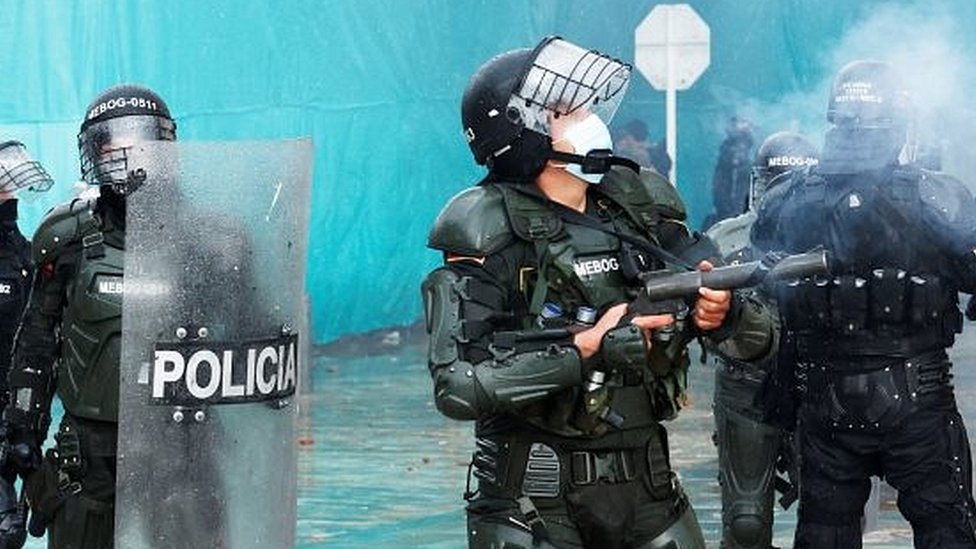 La Policía de Colombia está en el ojo de la tormenta por el papel de sus agentes en las protestas recientes.