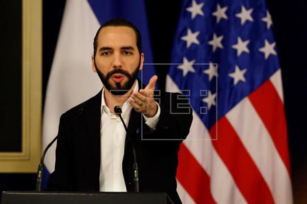 La relación entre el Estados Unidos y Nayib Bukele se ha vuelto tensa en los últimos meses por críticas hacia las políticas impuestas por el mandatario salvadoreño. (Foto Prensa Libre: EFE)