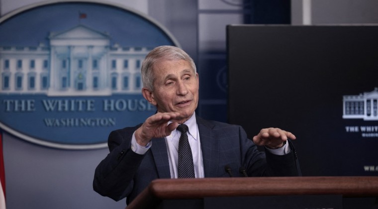 Anthony Fauci, principal asesor del gobierno estadounidense sobre la pandemia de covid-19. (Foto Prensa Libre: AFP)