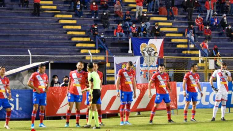 Apertura 2021: El juego Xelajú MC VS Comunicaciones cambia de fecha por la  final de Liga Concacaf