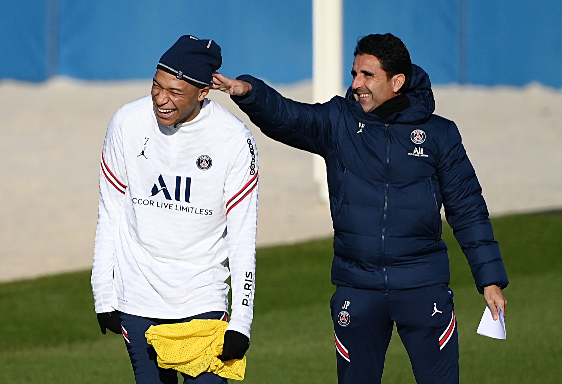 Kylian Mbappé, jugador del PSG, tendría ya definido su futuro con el equipo español Real Madrid. (Foto Prensa Libre: AFP).