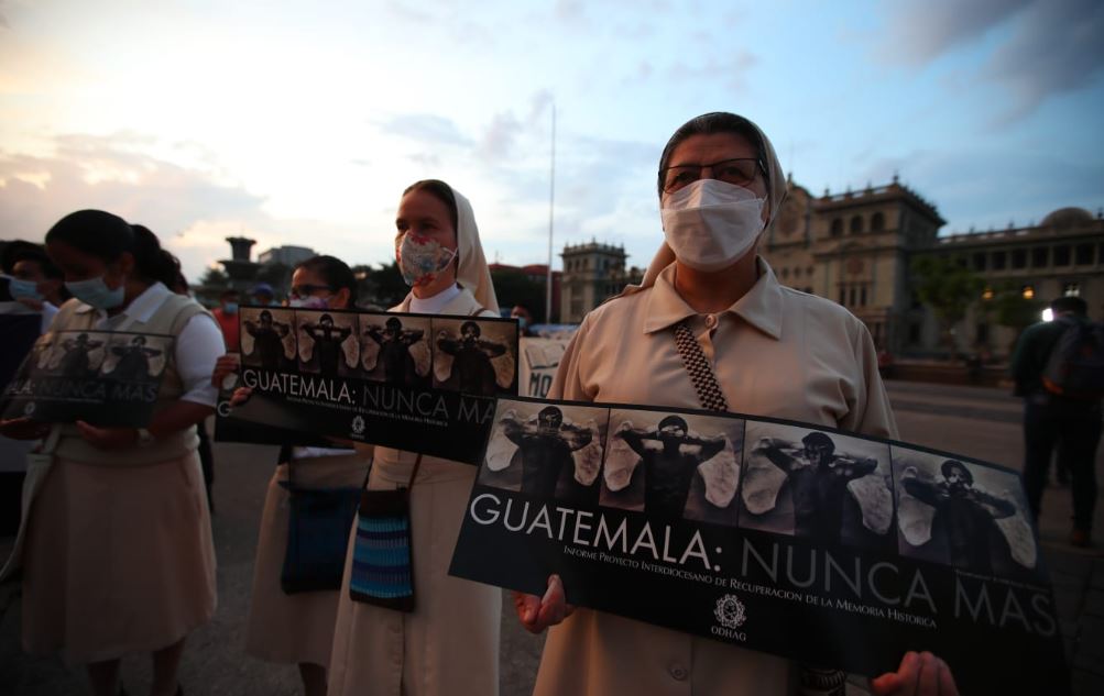 Fotogalería Así Fue La Marcha Para Conmemorar Los 24 Años Del Asesinato De Monseñor Gerardi 1720