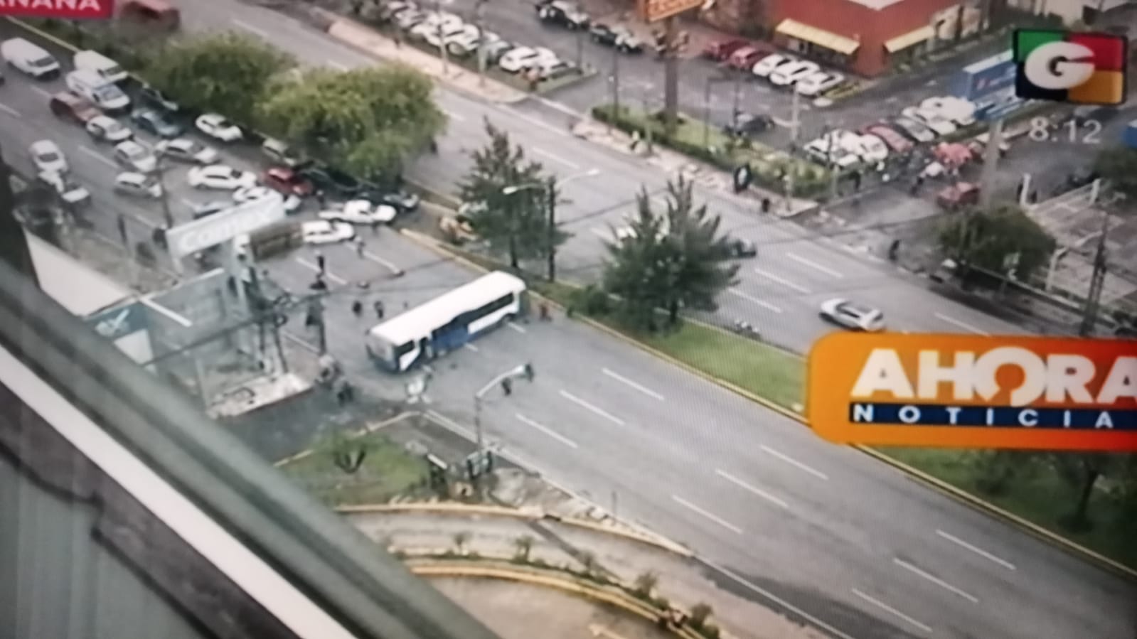 Tránsito Es Afectado Por Manifestación En La Calzada Roosevelt