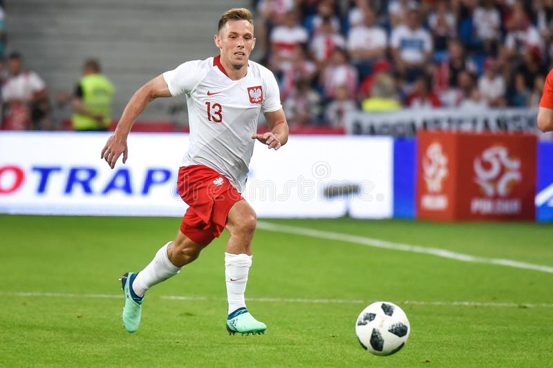 Futebolista polaco Rybus excluído da seleção e do Mundial 2022 —