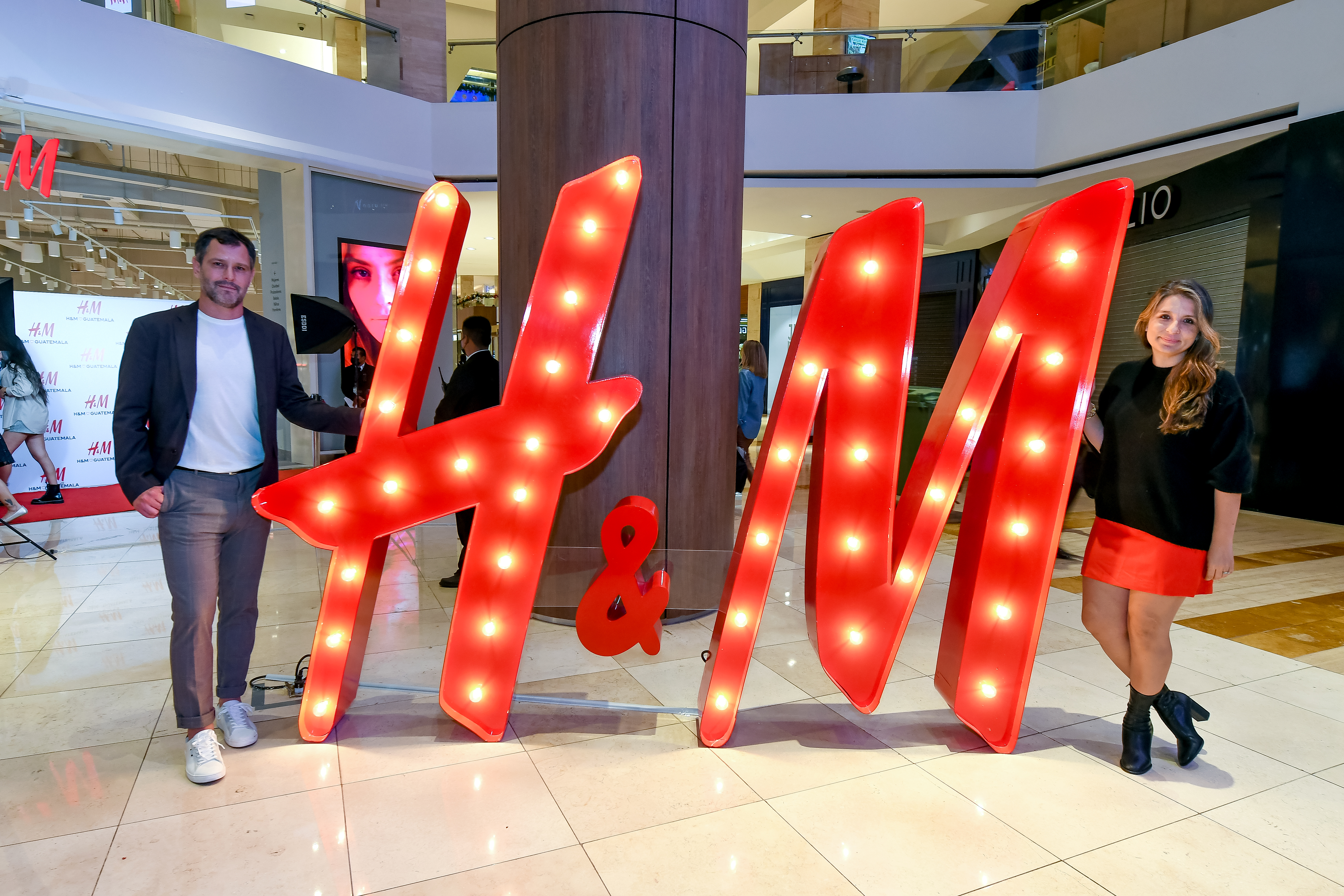 H&M abre una nueva tienda con características sostenibles en la región