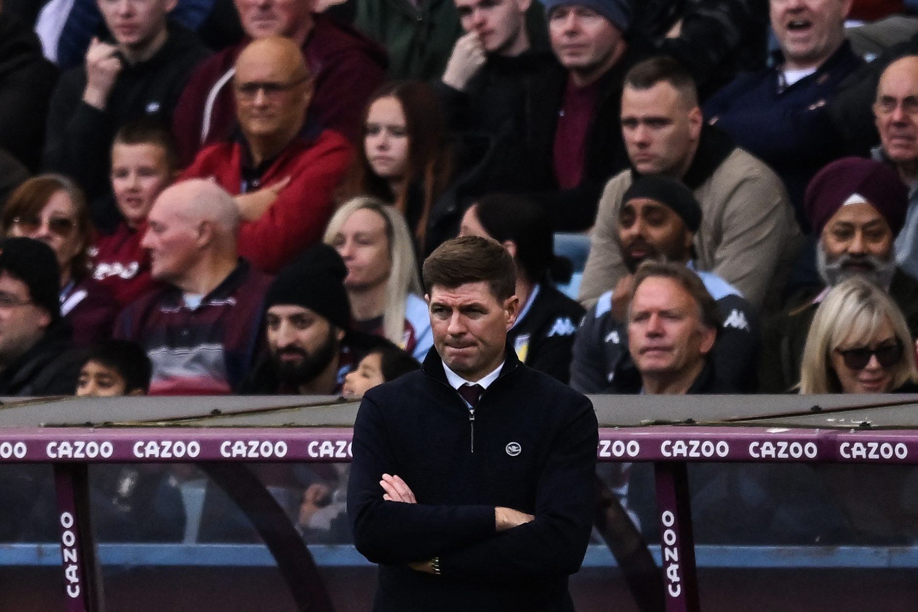 Gerrard no pudo levantar al Aston Villa y sacarlo de los puestos de descenso. (Foto Prensa Libre: AFP)