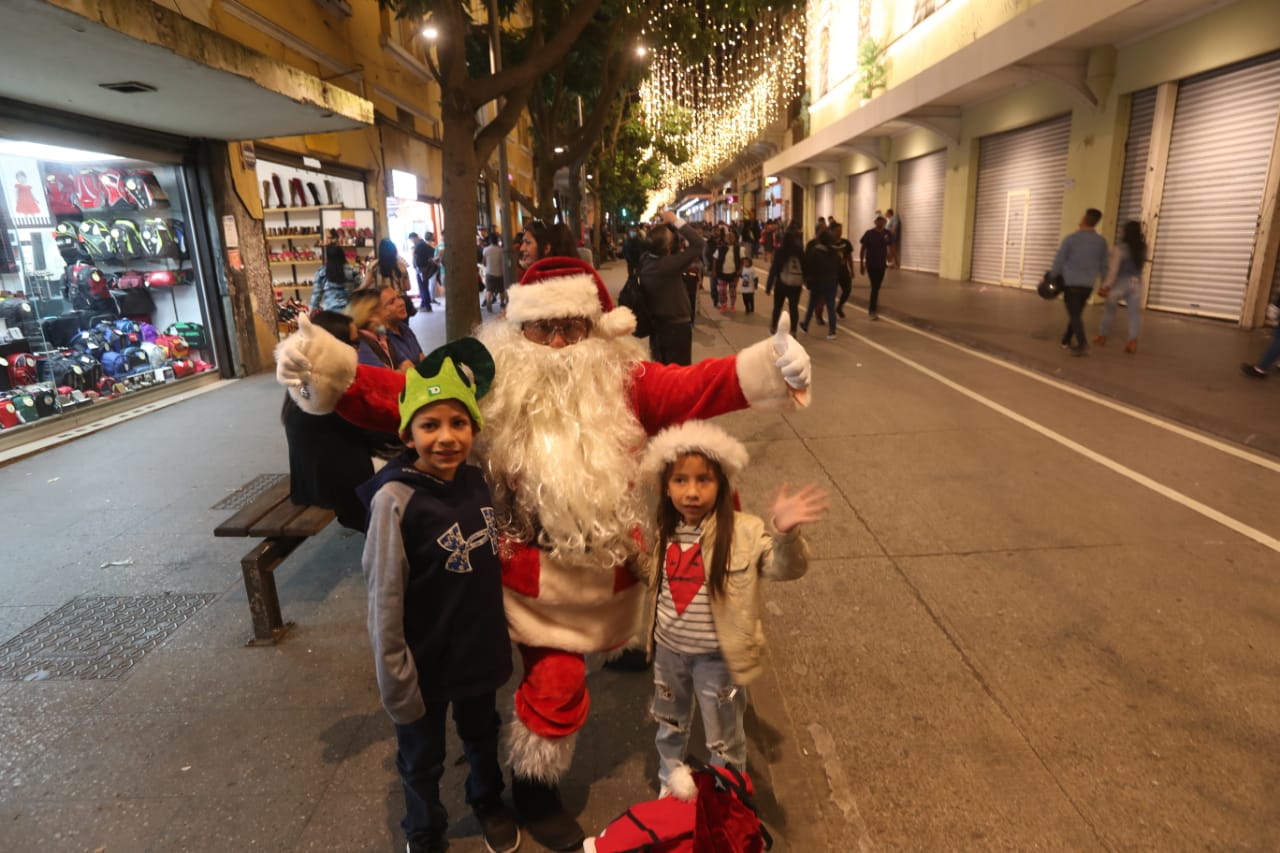 Festival Navideño Paseo De La Sexta 2022: Así Celebraron Los ...