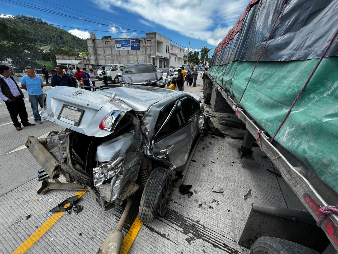 Video: Revelan Imágenes Del Momento Exacto Del Choque Entre Un Vehículo ...