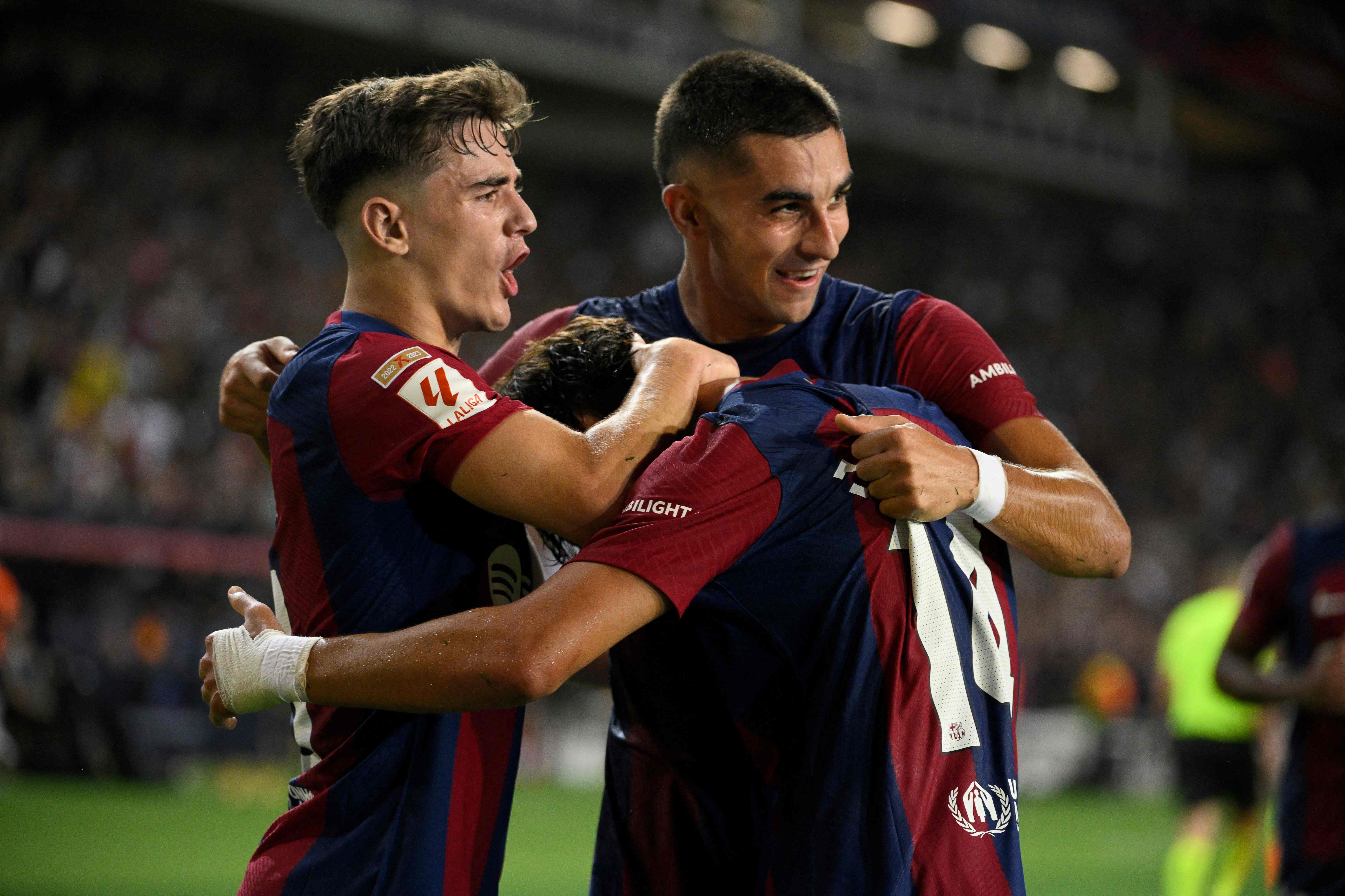 VIDEO | Ferran Torres Anota El Primer Gol De Falta Del Barça Después De ...