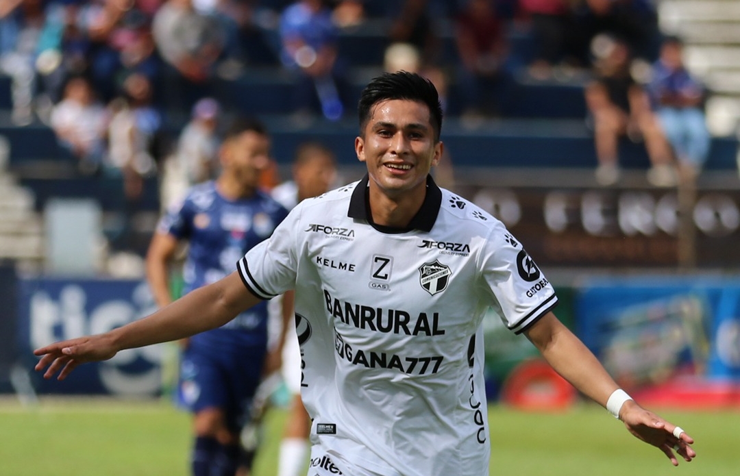 Erik González fue destacado por Concacaf