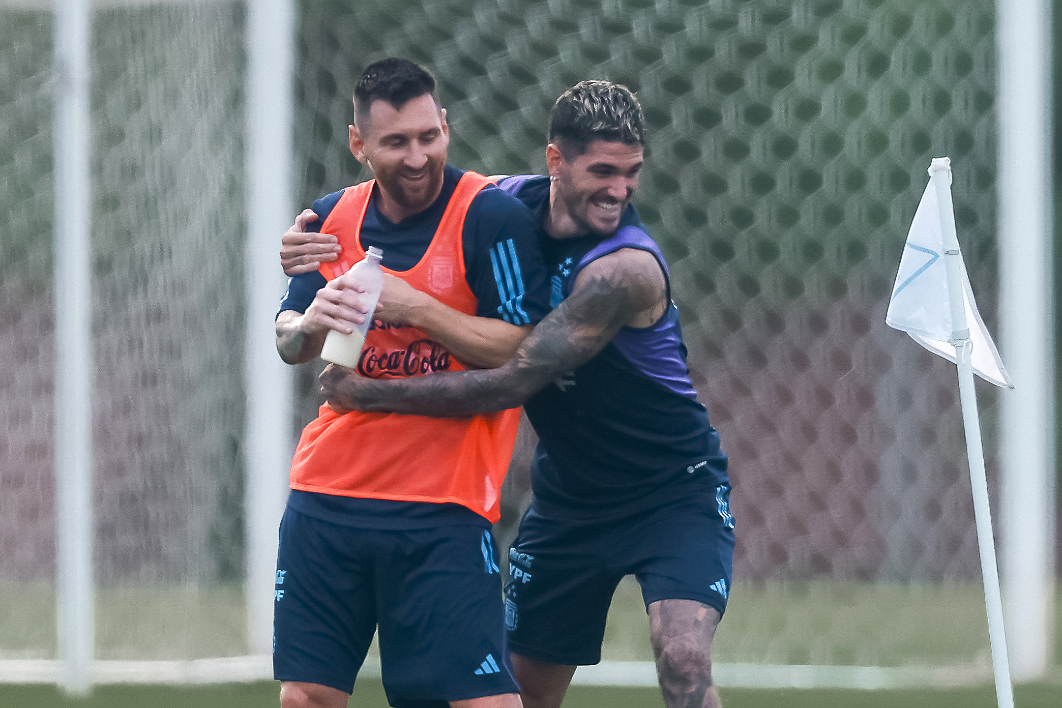 Lionel Messi ya entrenó