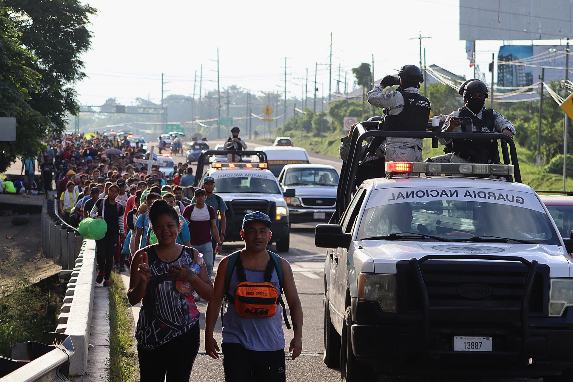 La caravana m s grande del a o Migrantes salen desde Tapachula