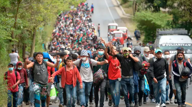 Cientos de migrantes la mayor a venezolanos se preparan para