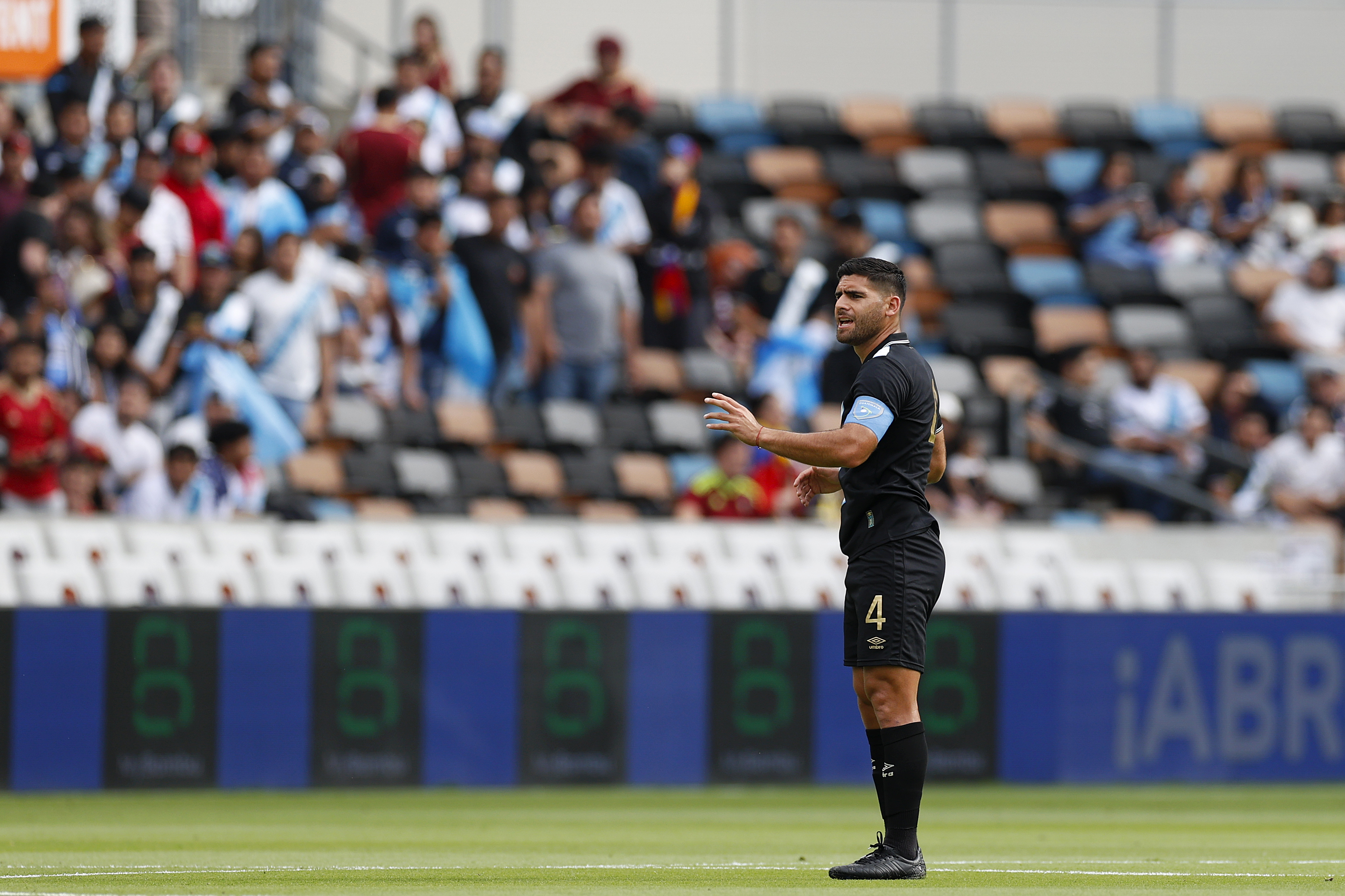 José Carlos Pinto Samayoa de Guatemala durante un partido amistoso entre las selecciones de Guatemala y Venezuela.