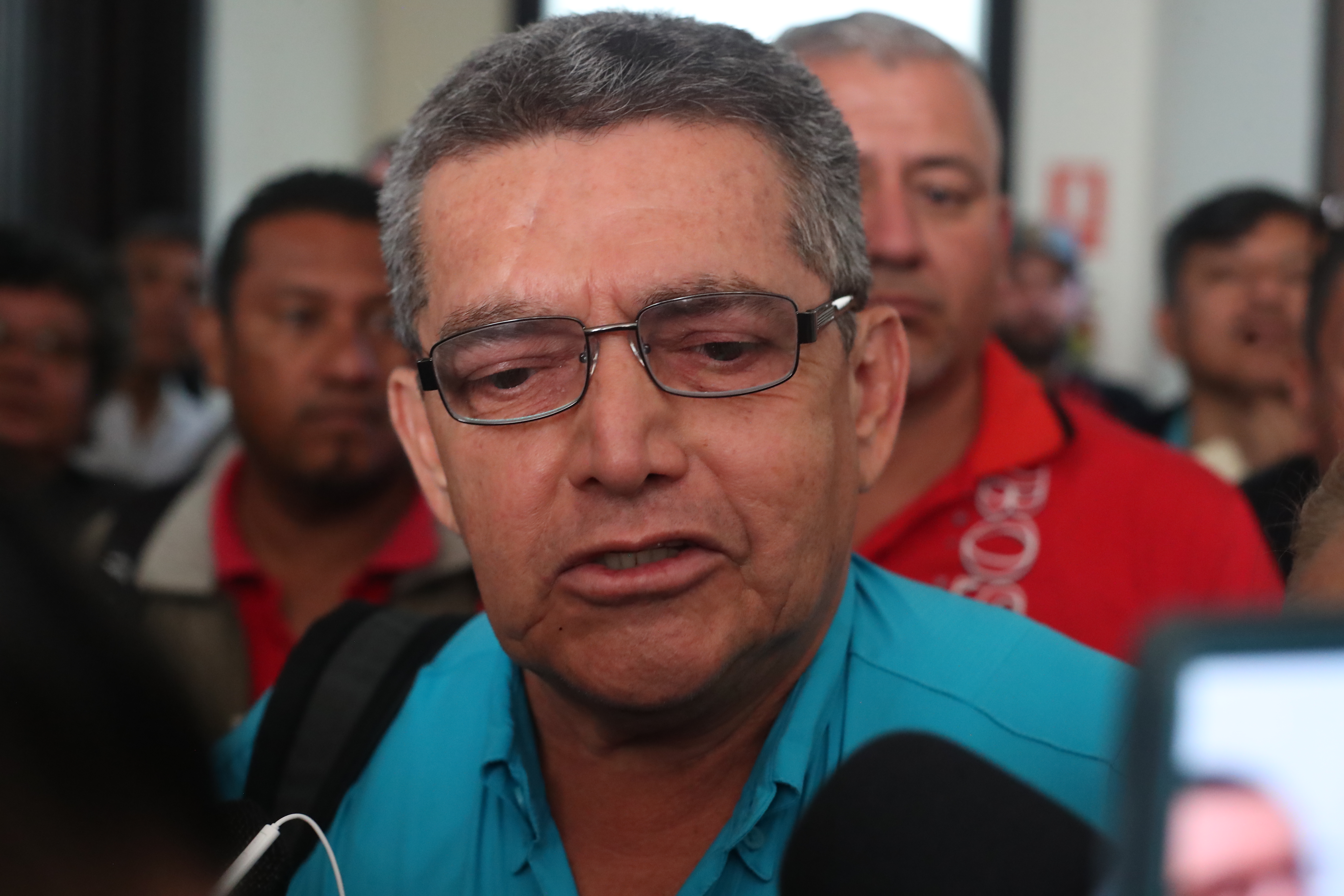 Joviel Acevedo durante una citación en el Congreso de la República por el tema del seguro escolar durante la pandemia. (Foto Prensa Libre: Juan Diego González)