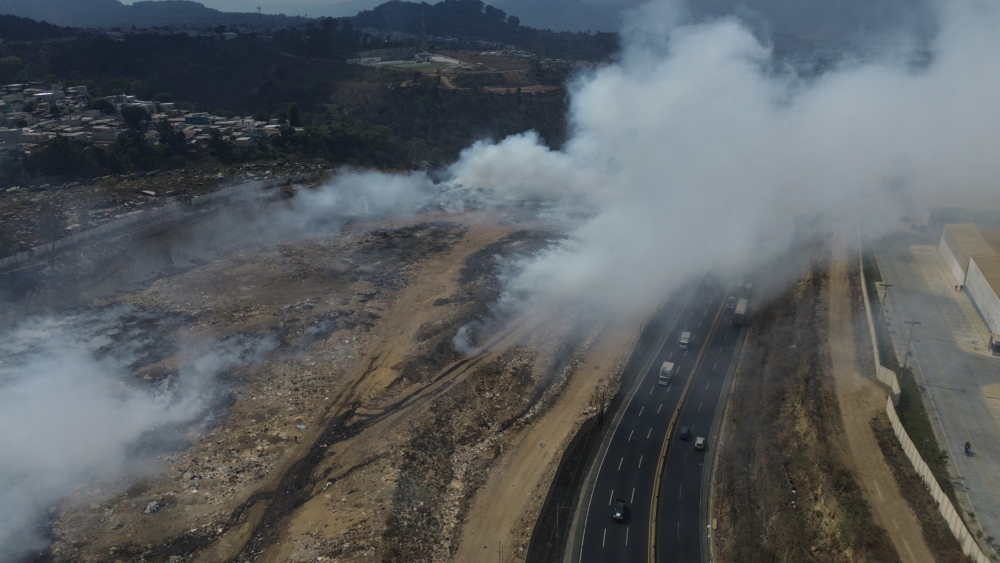 Incendio En Vertedero De Amsa Estaría Controlado 60 Y Un 40 Liquidado 6842