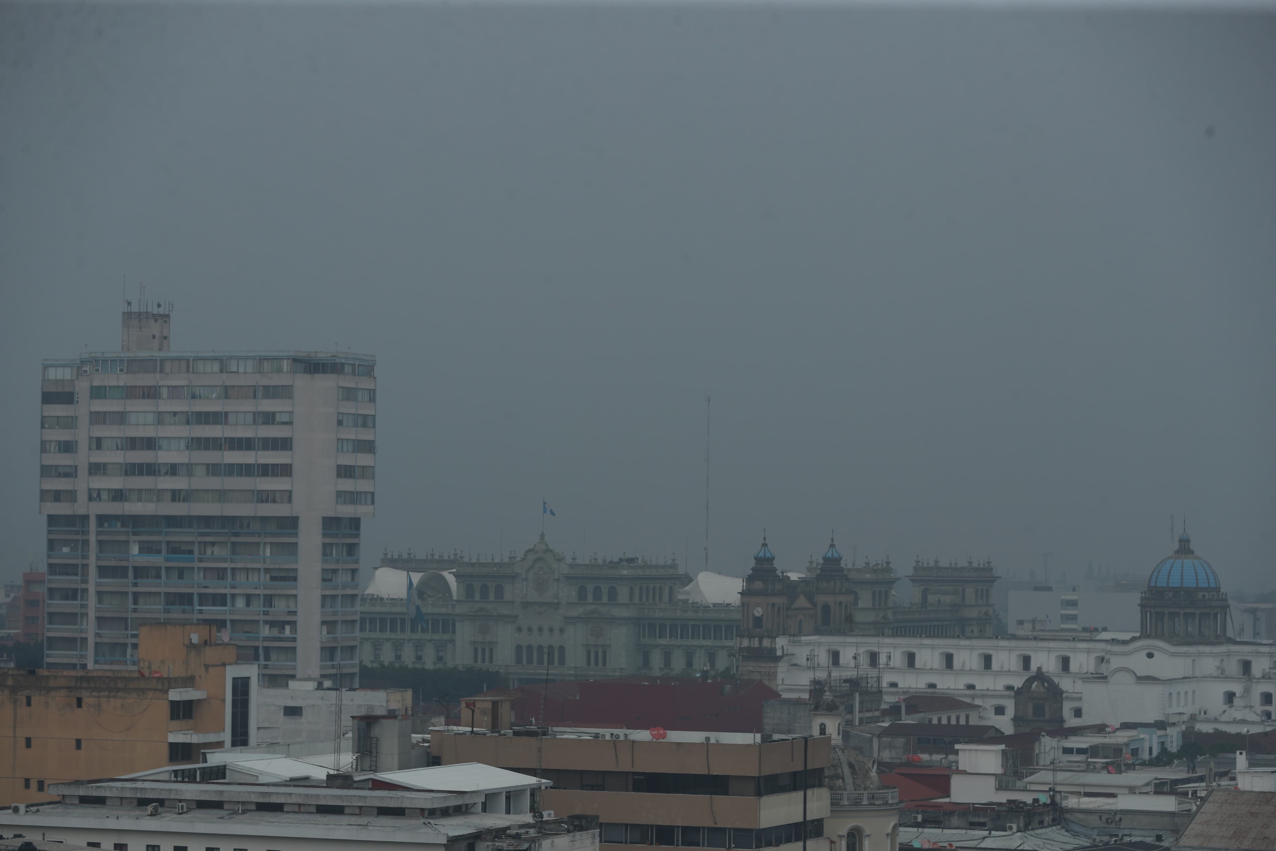 La calidad del aire continúa mala en Guatemala. (Foto Prensa Libre: E. García)