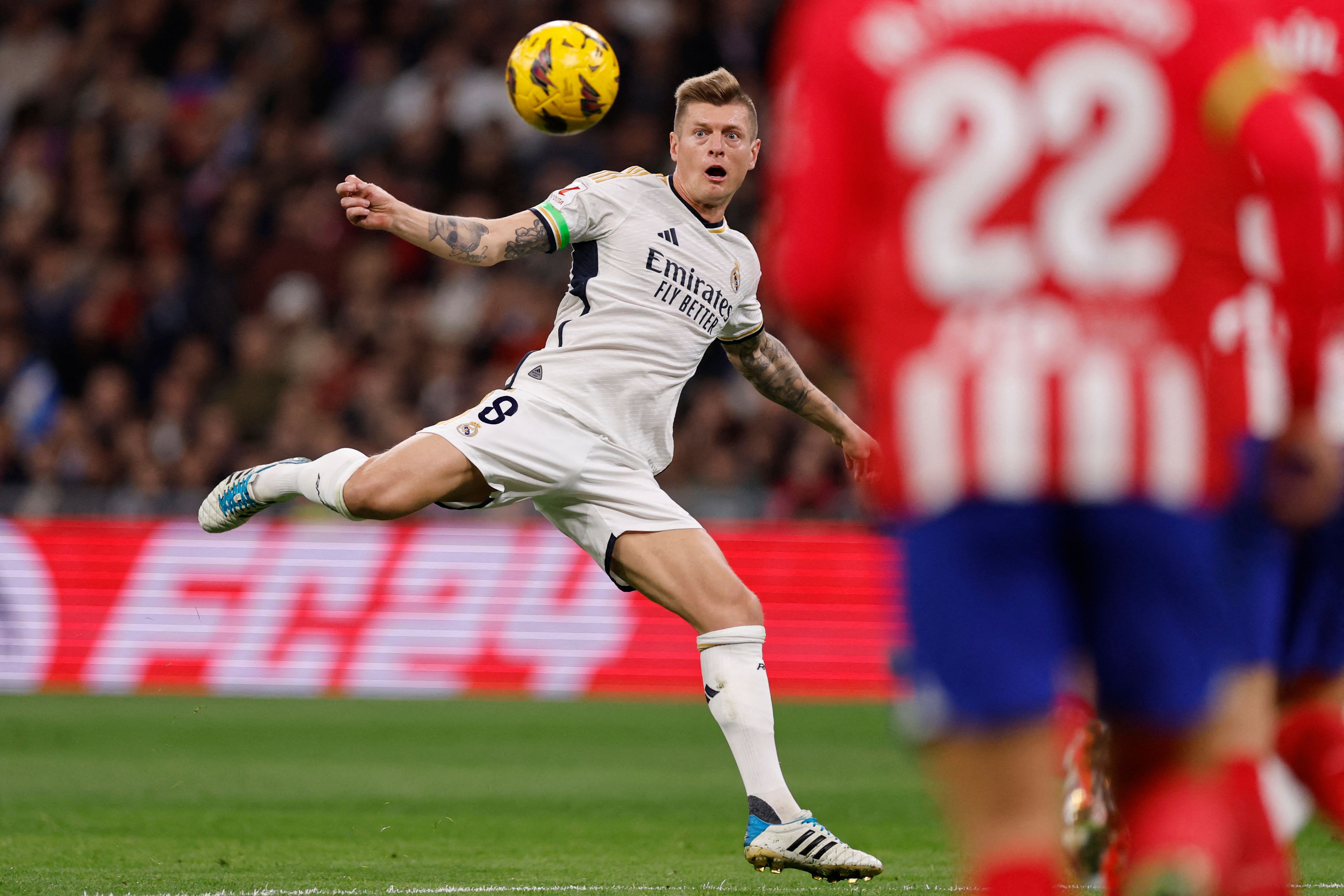 El Real Madrid será el último club en el que milite el alemán Toni Kroos, dijo el futbolista este 21 de mayo al anunciar su retiro. (Foto Prensa Libre: OSCAR DEL POZO / AFP)