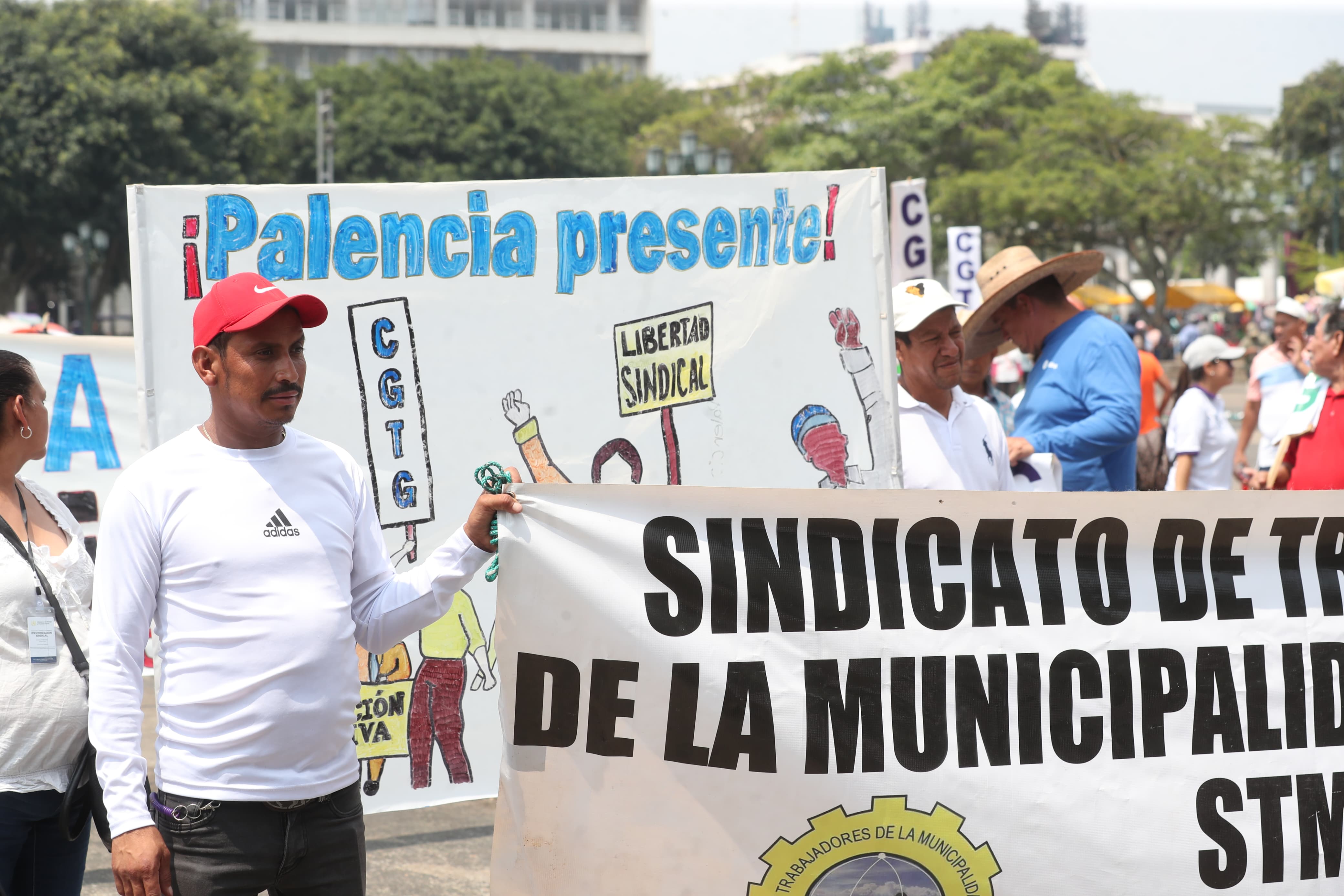 Marcha por el Día del Trabajo llega al parque central