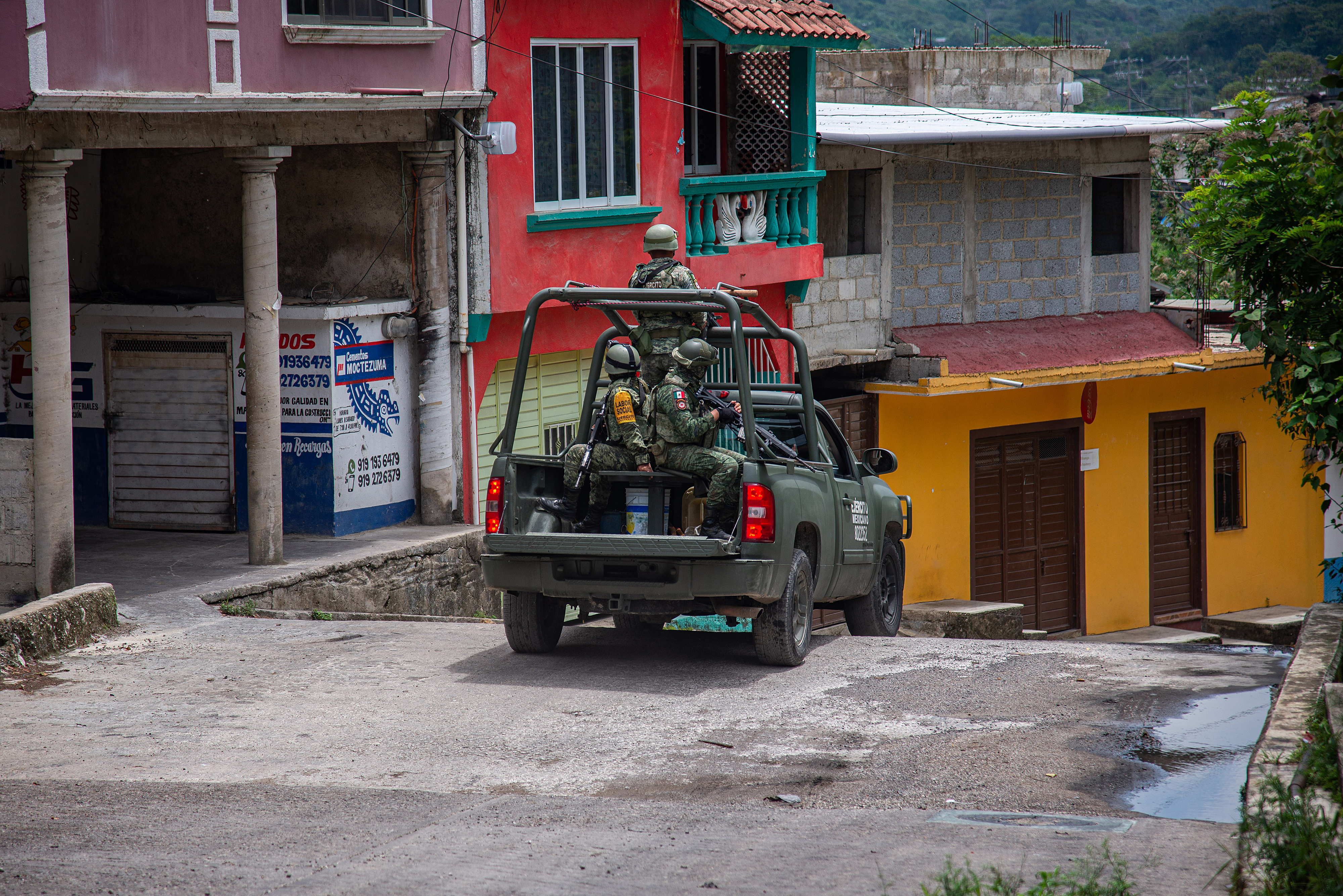 La guerra de cárteles de la droga en Chiapas ha provocado éxodos masivos en comunidades indígenas. (Foto Prensa Libre: EFE).