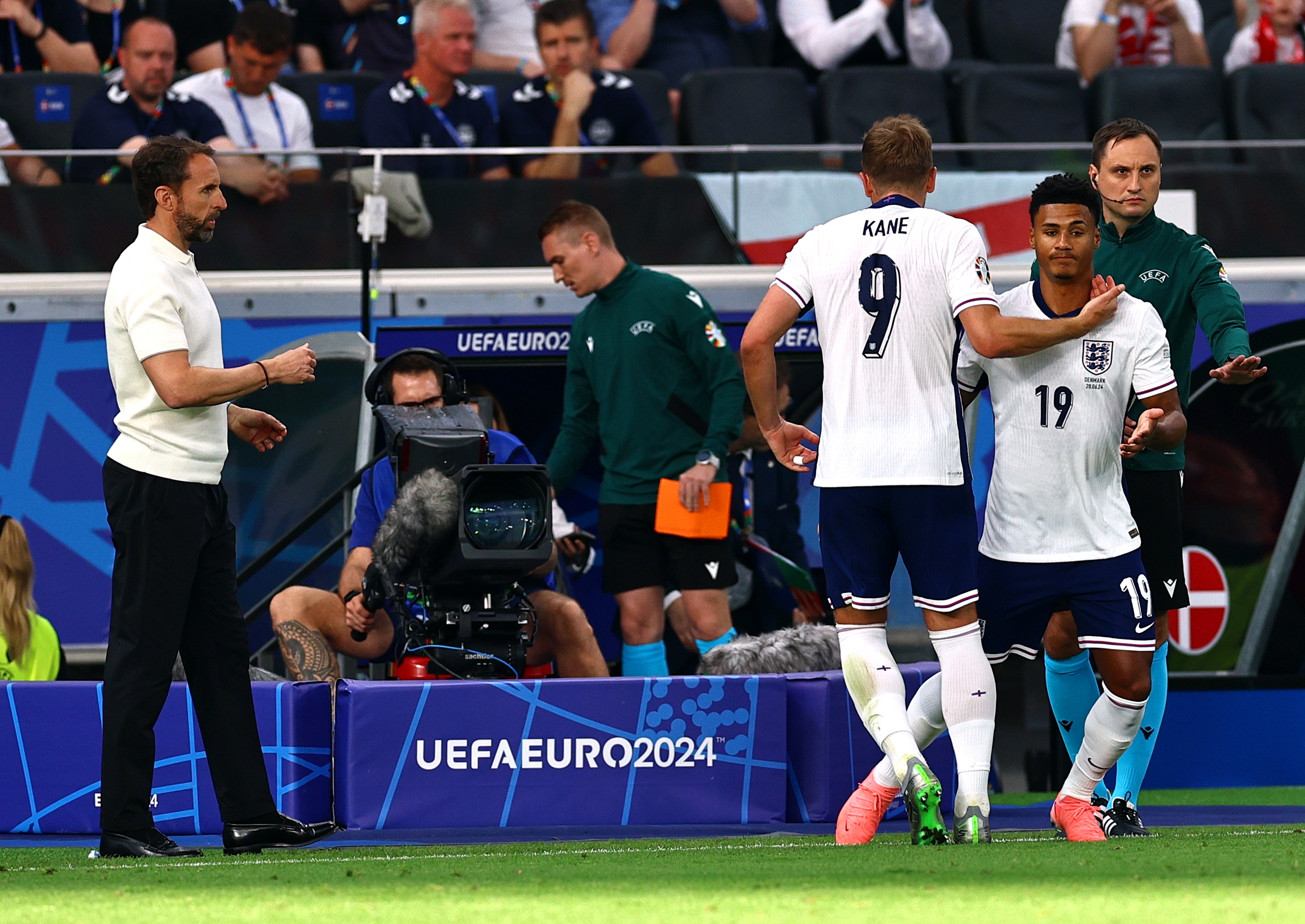 En semifinales ante Países Bajos; Southgate realizó el cambio de Harry Kane por Ollie Watkins al minuto 80, cambio que significaría mucho.'