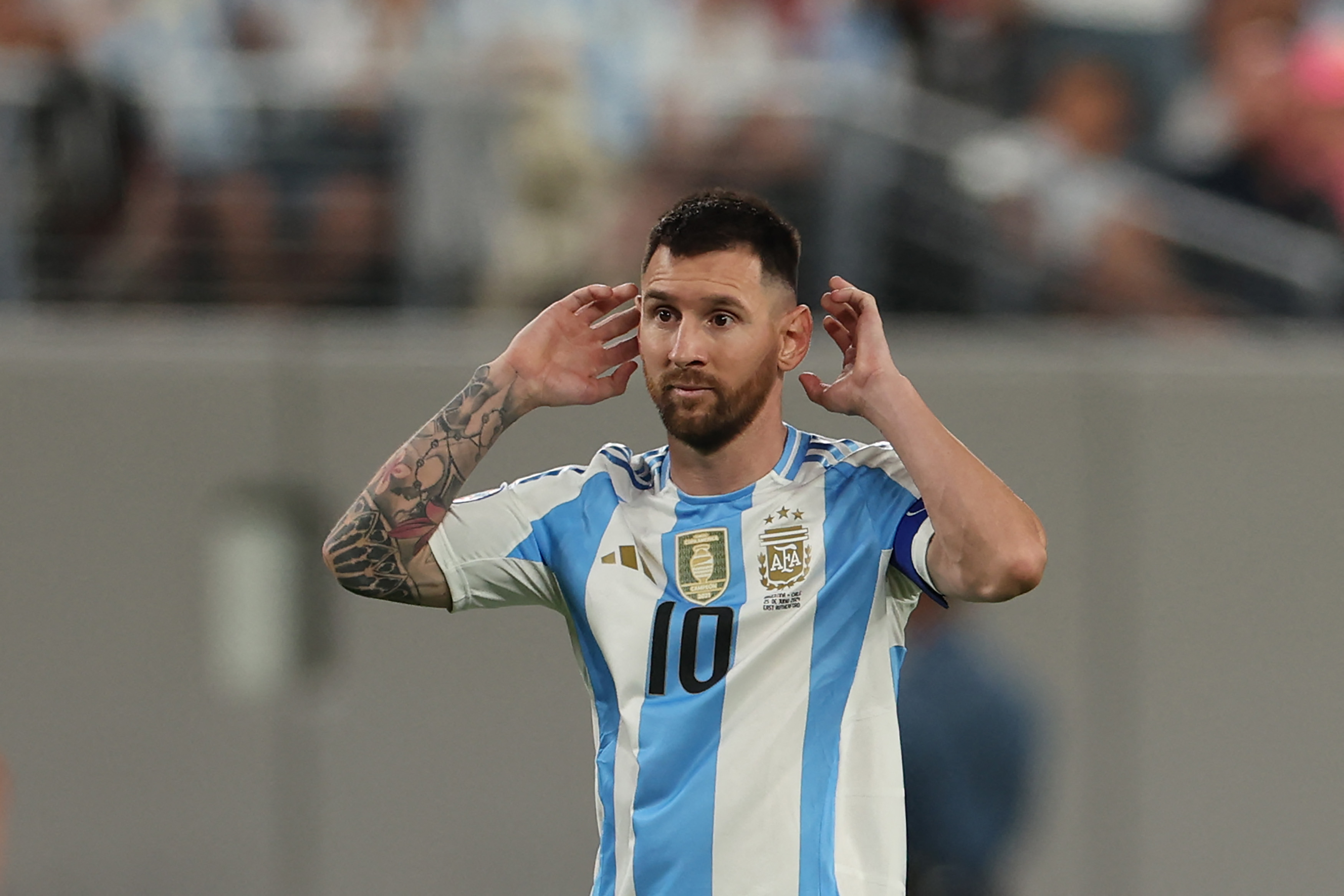 Lionel Messi en el partido frente a Chile en la segunda jornada de la Copa América 2024.