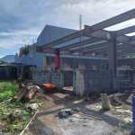 Una construcción en Antigua Guatemala es inspeccionada por peritos del MP. (Foto Prensa Libre: MP)