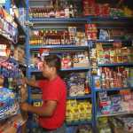 Las tiendas de barrio y abarroterías son pilares para proveer productos de consumo masivo.  (Foto, Prensa Libre: Hemeroteca PL).