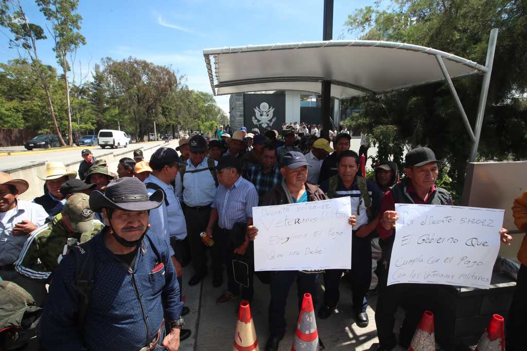 Militares veteranos Embajada de Estados Unidos