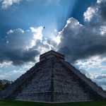 El templo de Kukulkán, en Chichén Itzá, está dedicado a la Serpiente, una divinidad para los mayas.  Getty Images