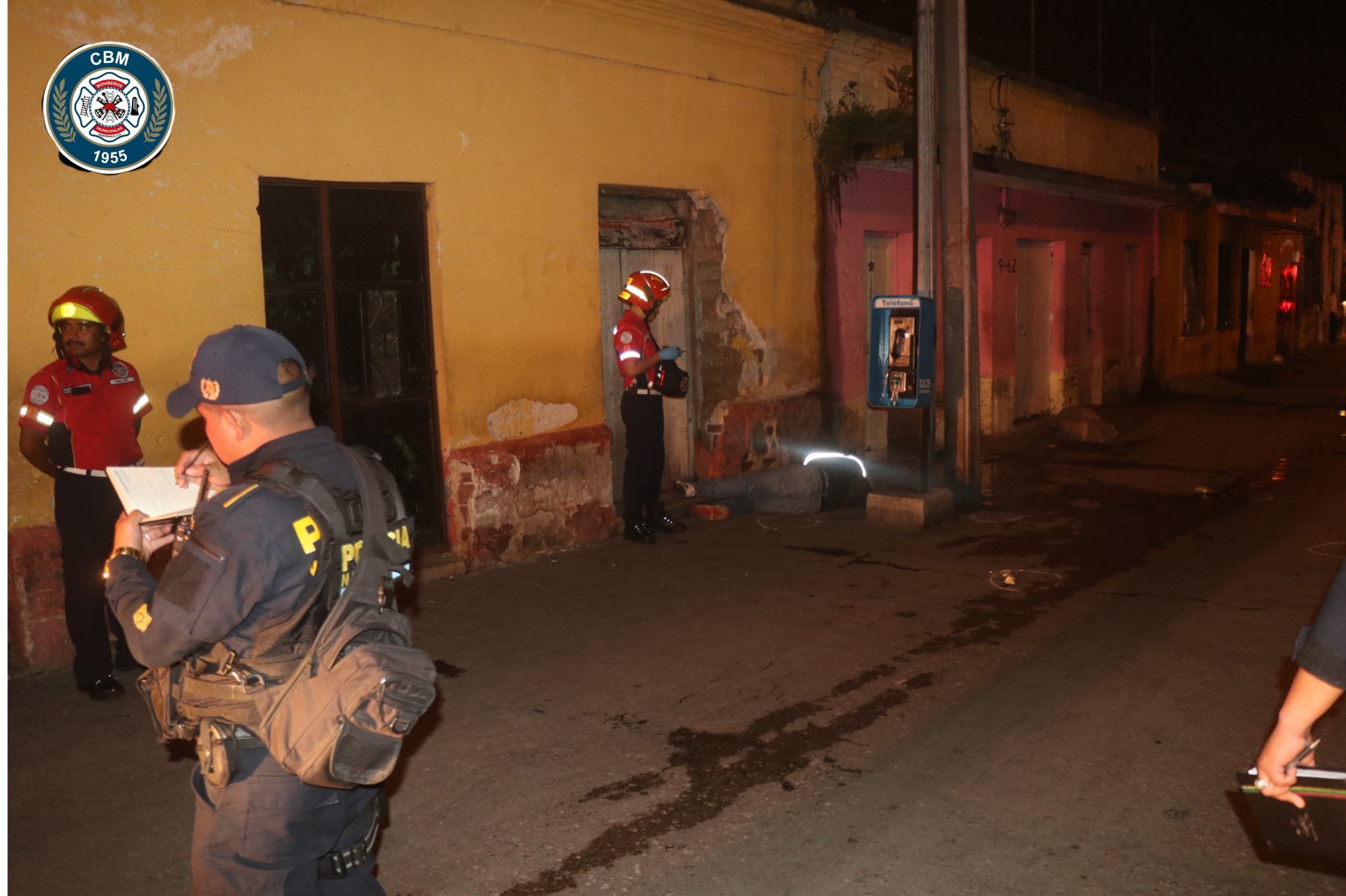 Muerto frente a la línea del tren