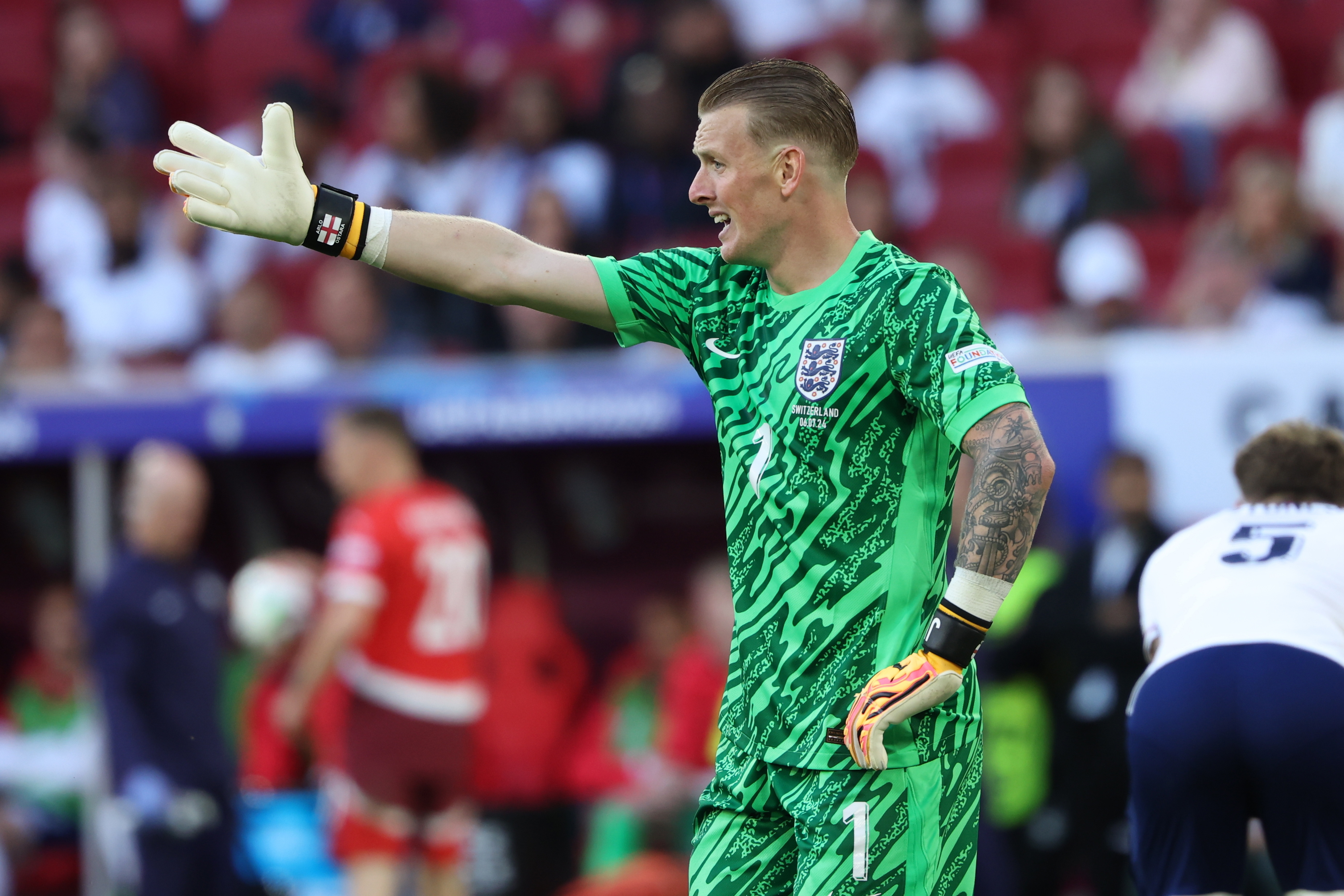 Jordan Pickford durante el partido frente a Suiza.